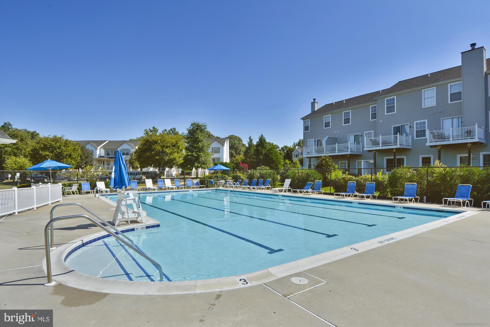 CEDAR GROVE AT CROFTON - Residential