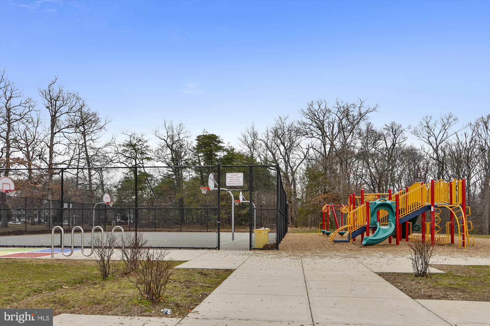 CEDAR GROVE AT CROFTON - Residential