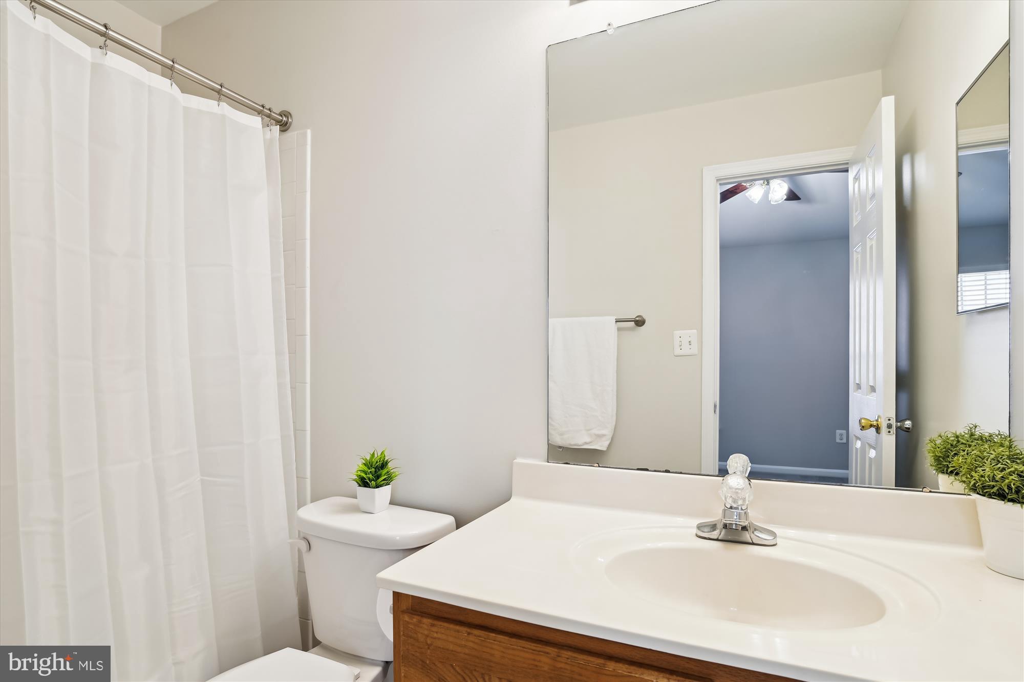 CEDAR GROVE AT CROFTON - Residential