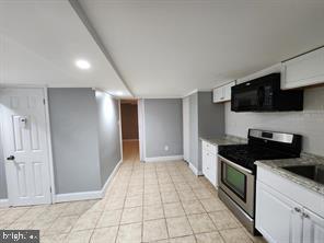 WINSTON GOVANS - Residential Lease