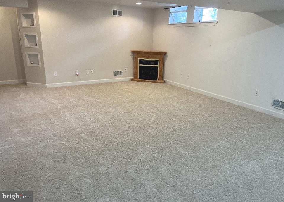 WILLOW BROOK - Residential