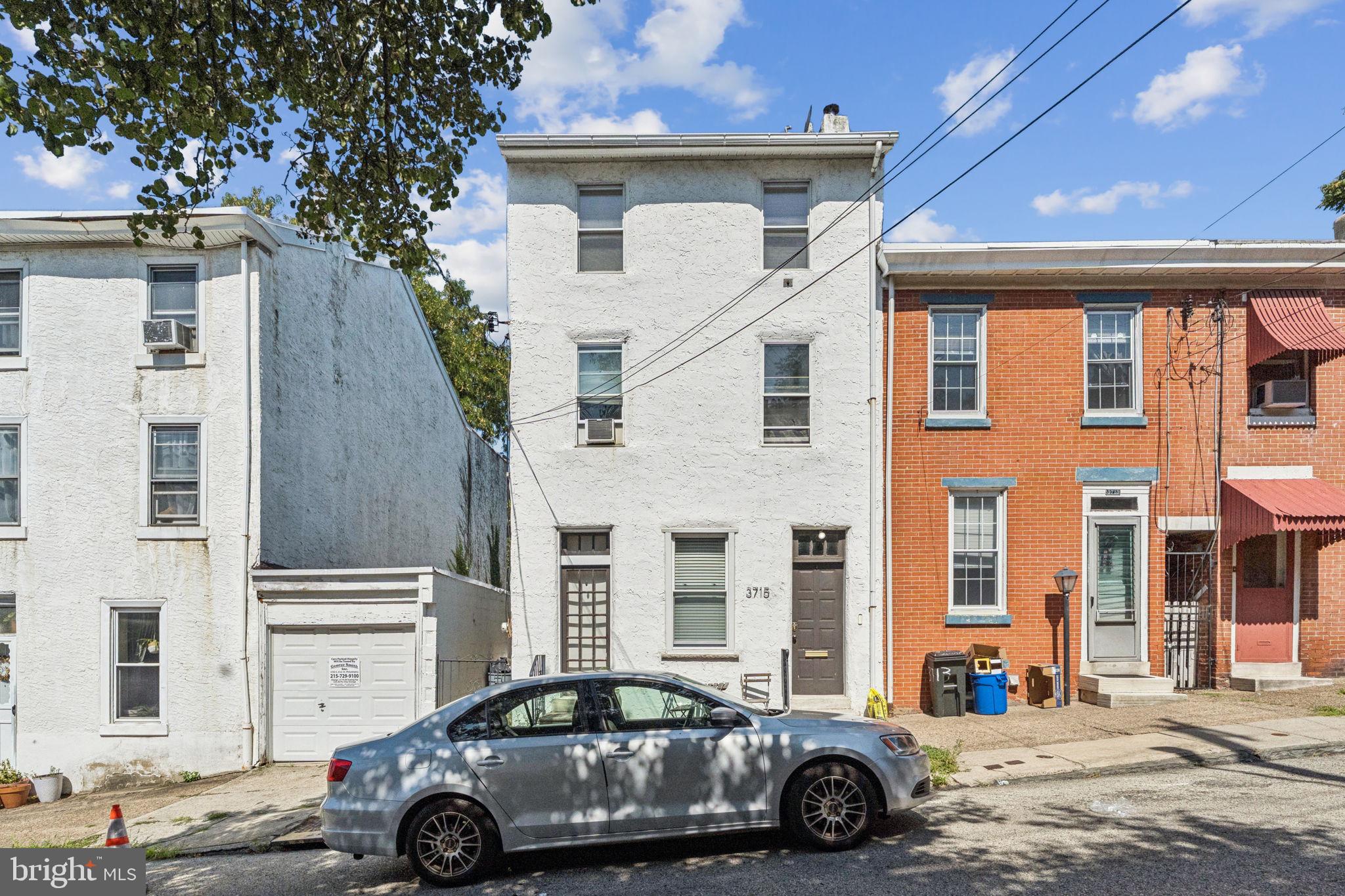 EAST FALLS - Residential Lease