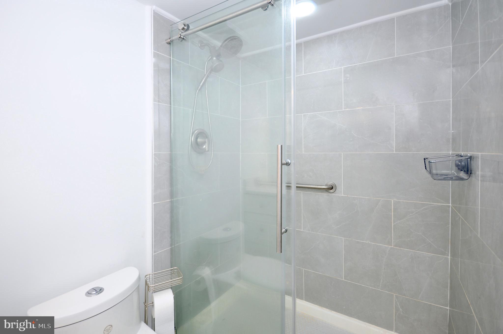 GYPSY LANE CONDOS - Residential