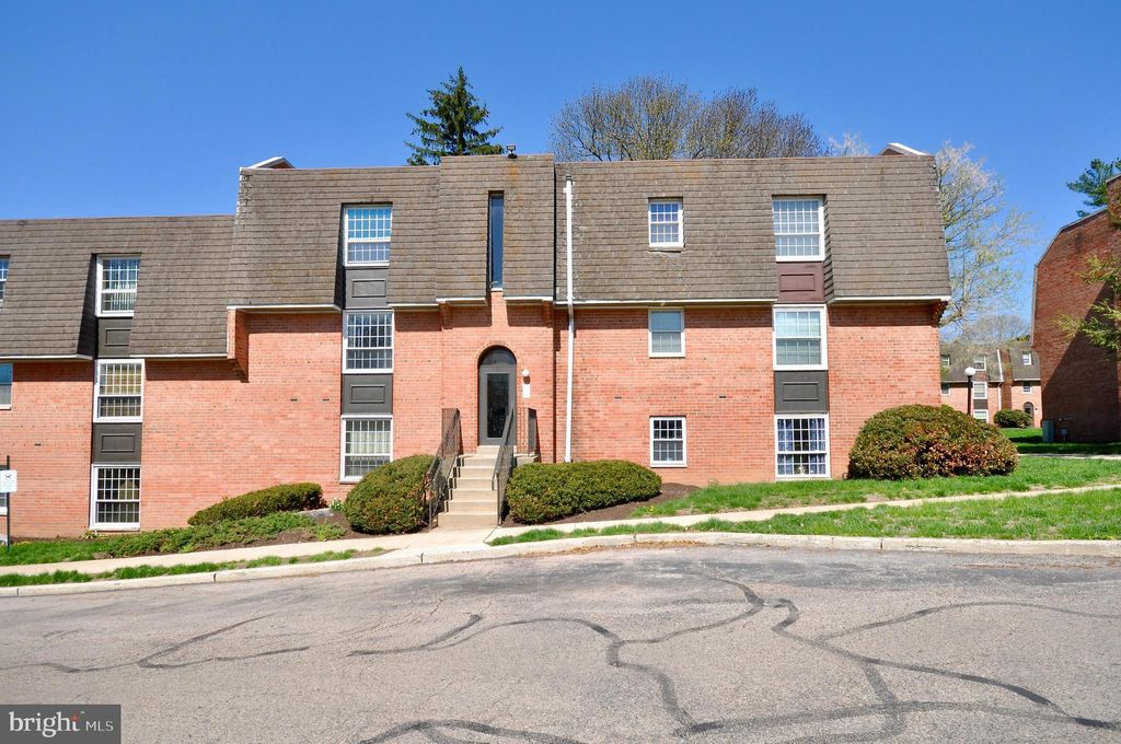 Photo of 4000 Gypsy Lane #401D, PHILADELPHIA, PA 19129 (MLS # PAPH2607600)