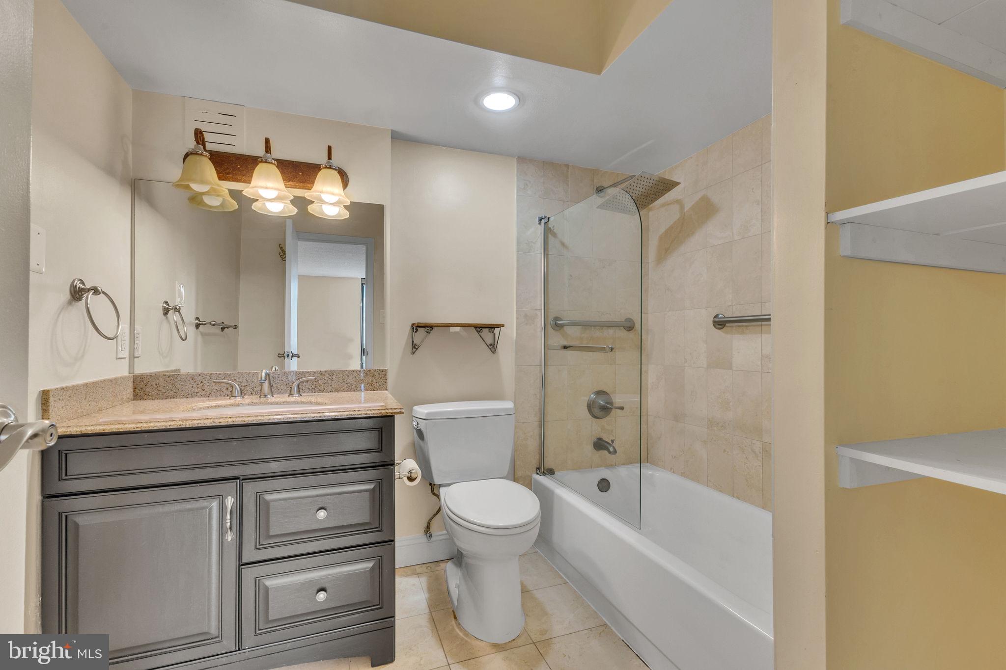 MCLEAN HOUSE NORTH - Residential Lease