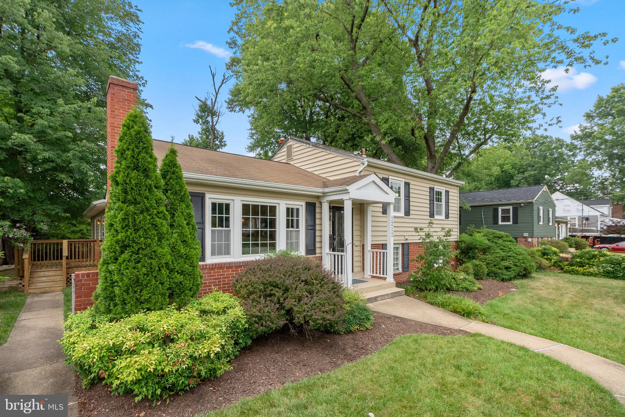 1212 CROTON DRIVE