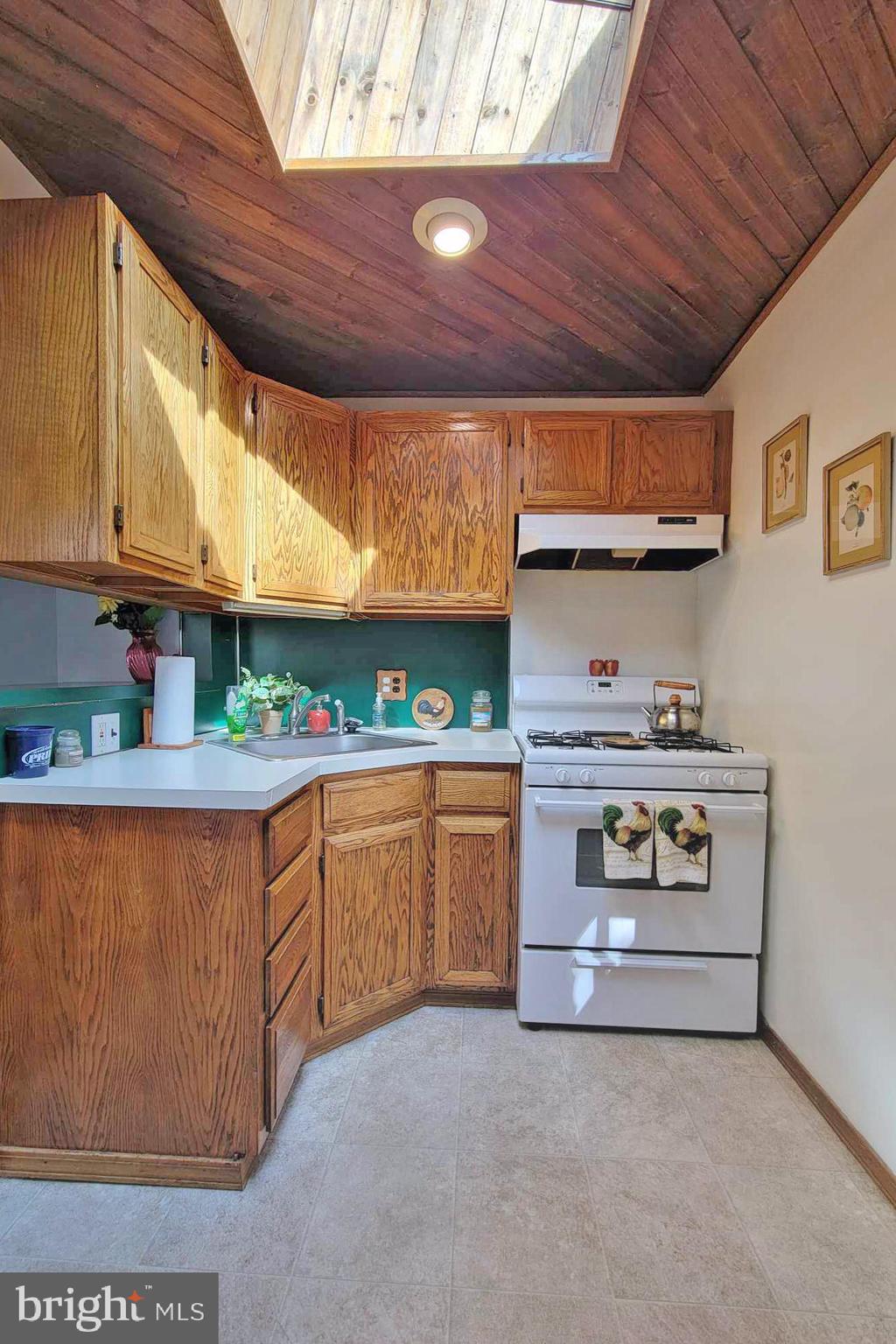 LINWOOD - Residential