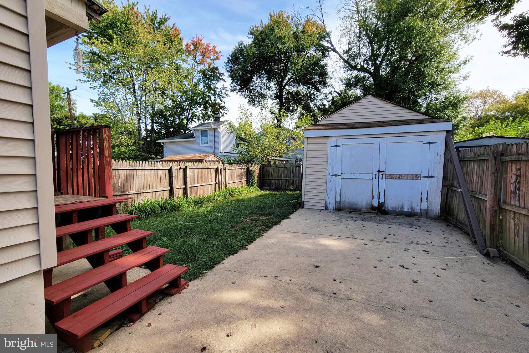 LINWOOD - Residential