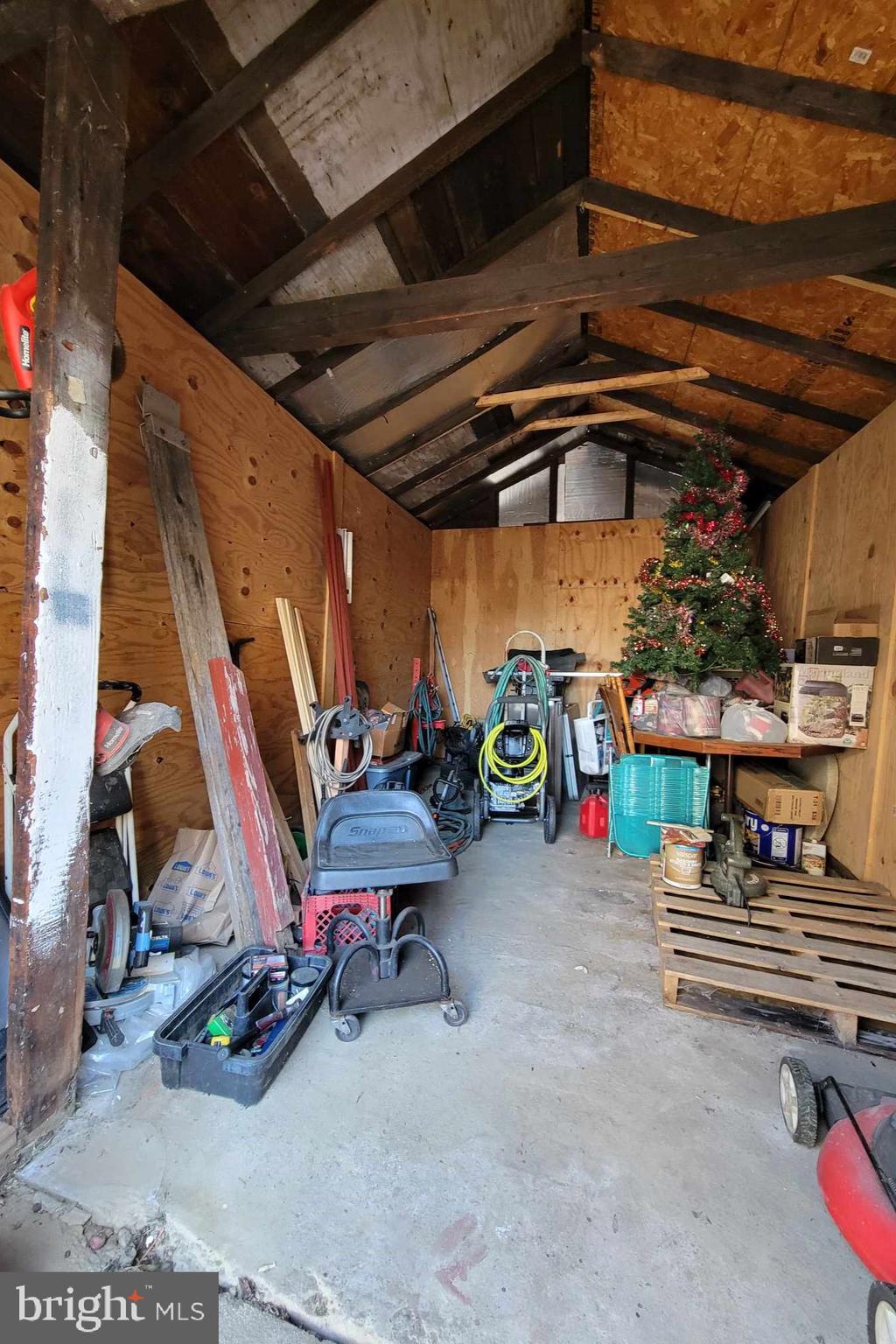 LINWOOD - Residential