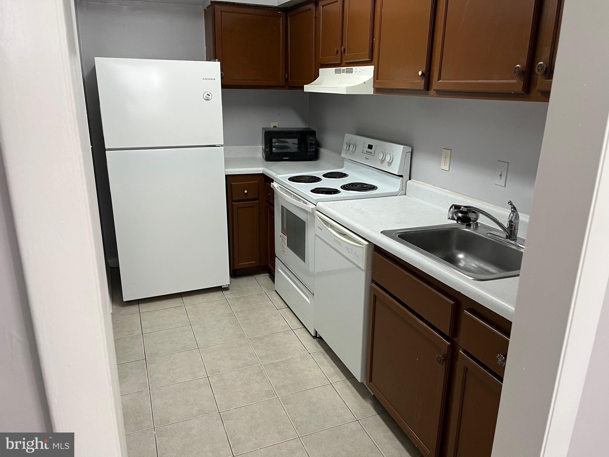 TERRACE TOWNE HOMES OF GUNSTON - Residential