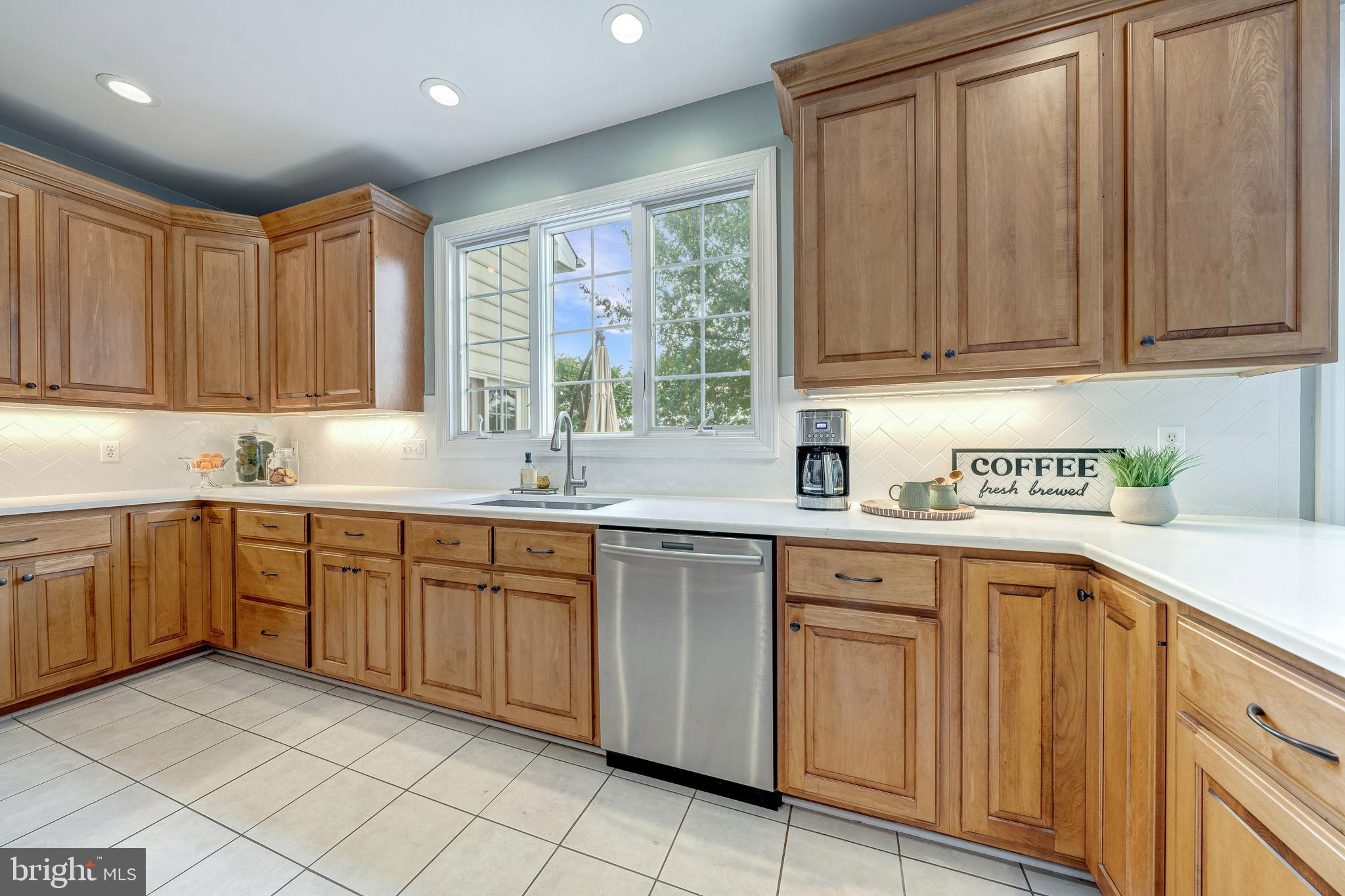 ASHBURN VILLAGE - Residential