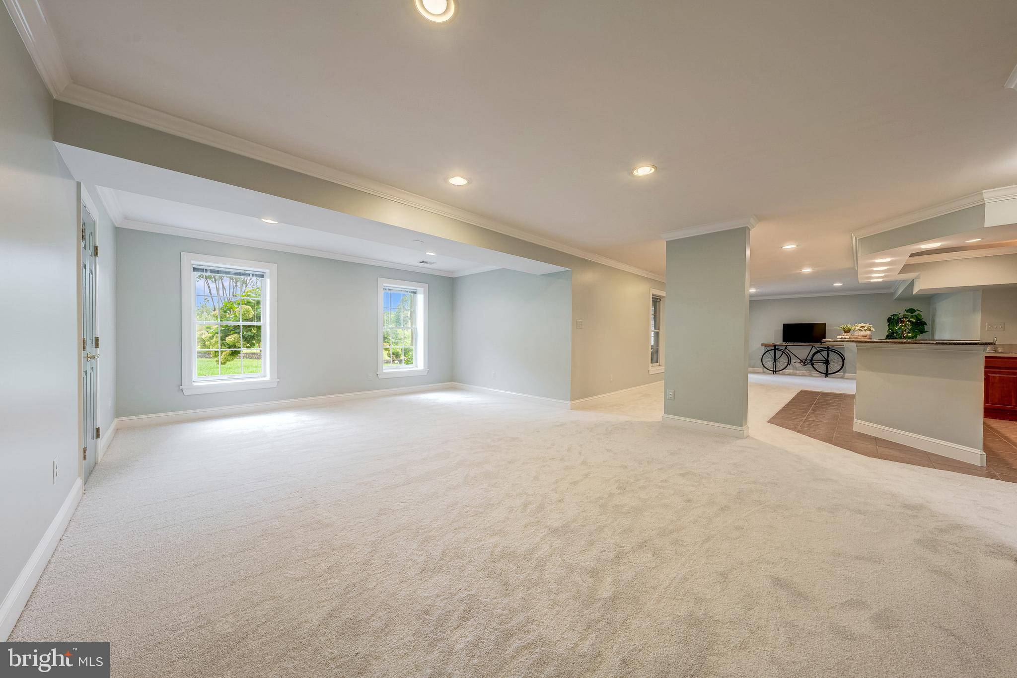 ASHBURN VILLAGE - Residential