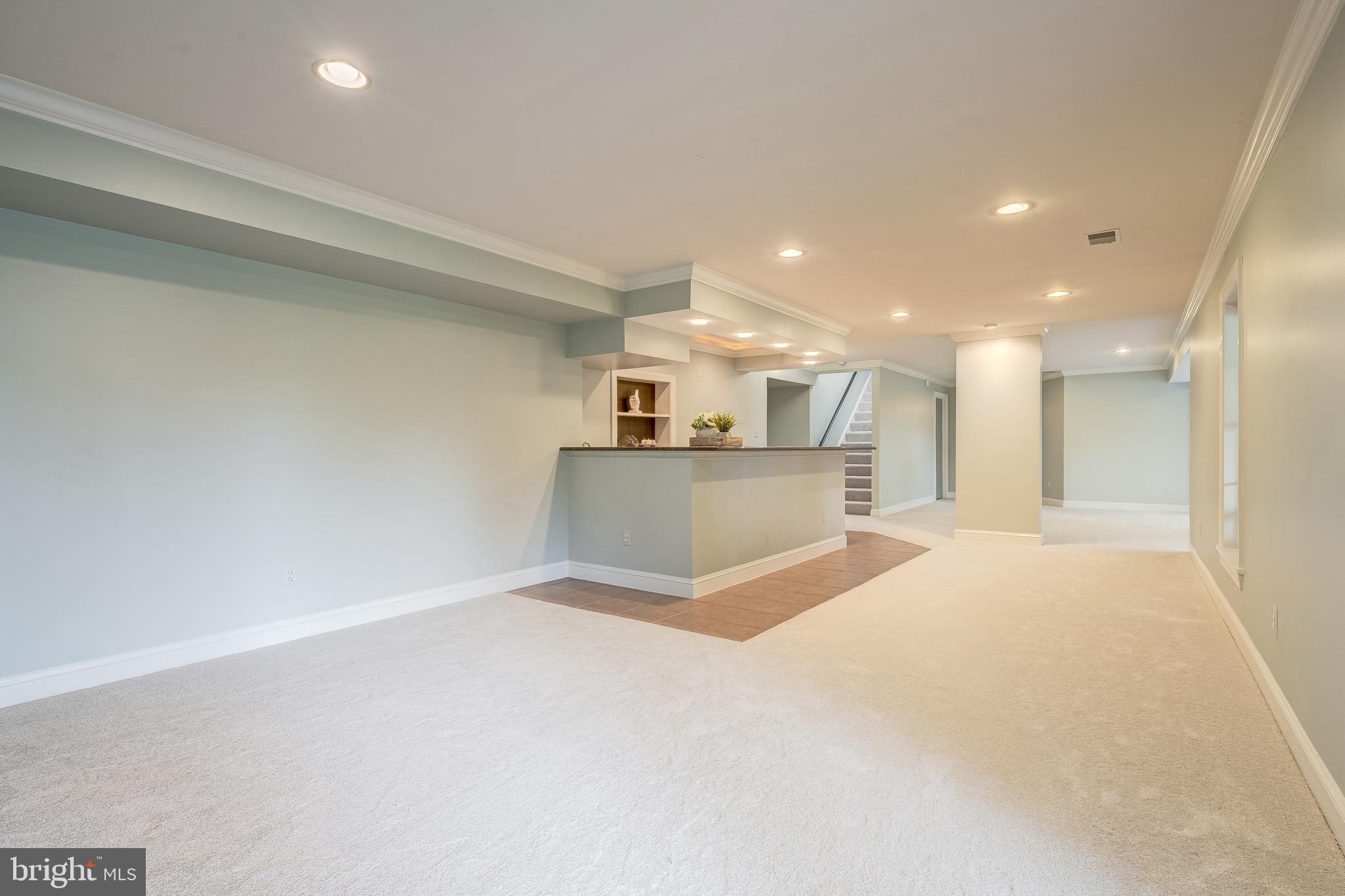 ASHBURN VILLAGE - Residential