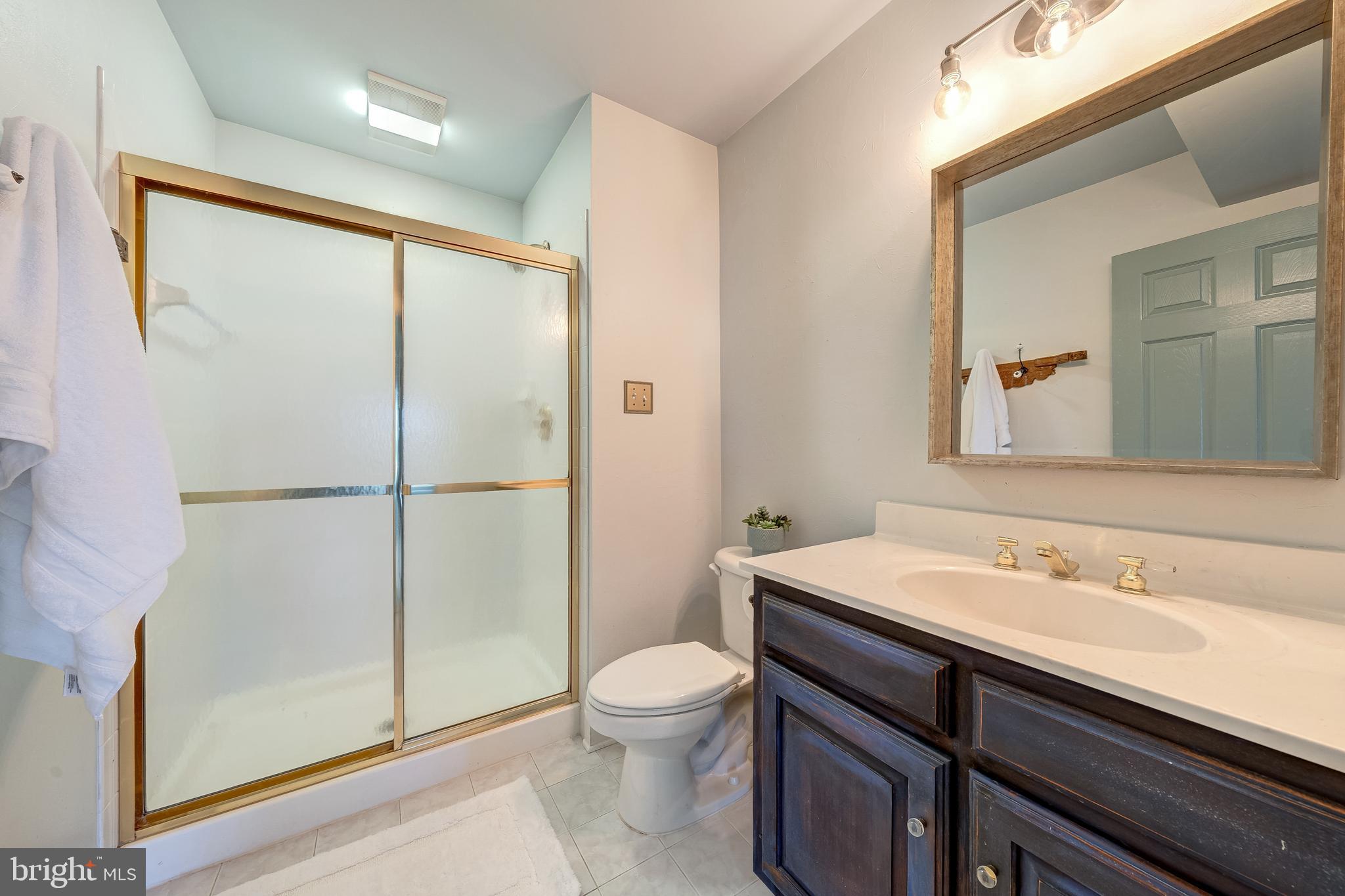 ASHBURN VILLAGE - Residential