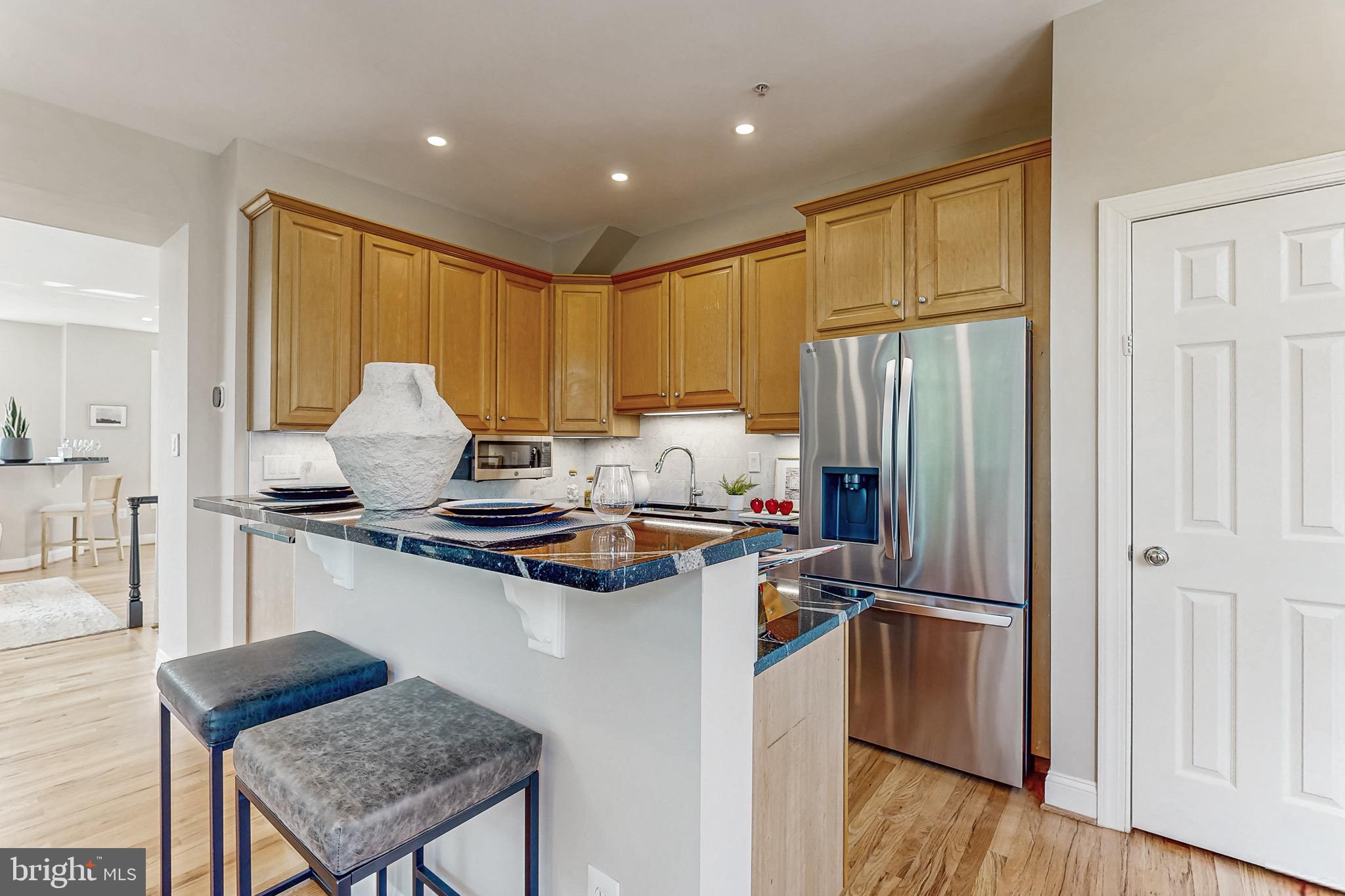 CLARENDON - Residential