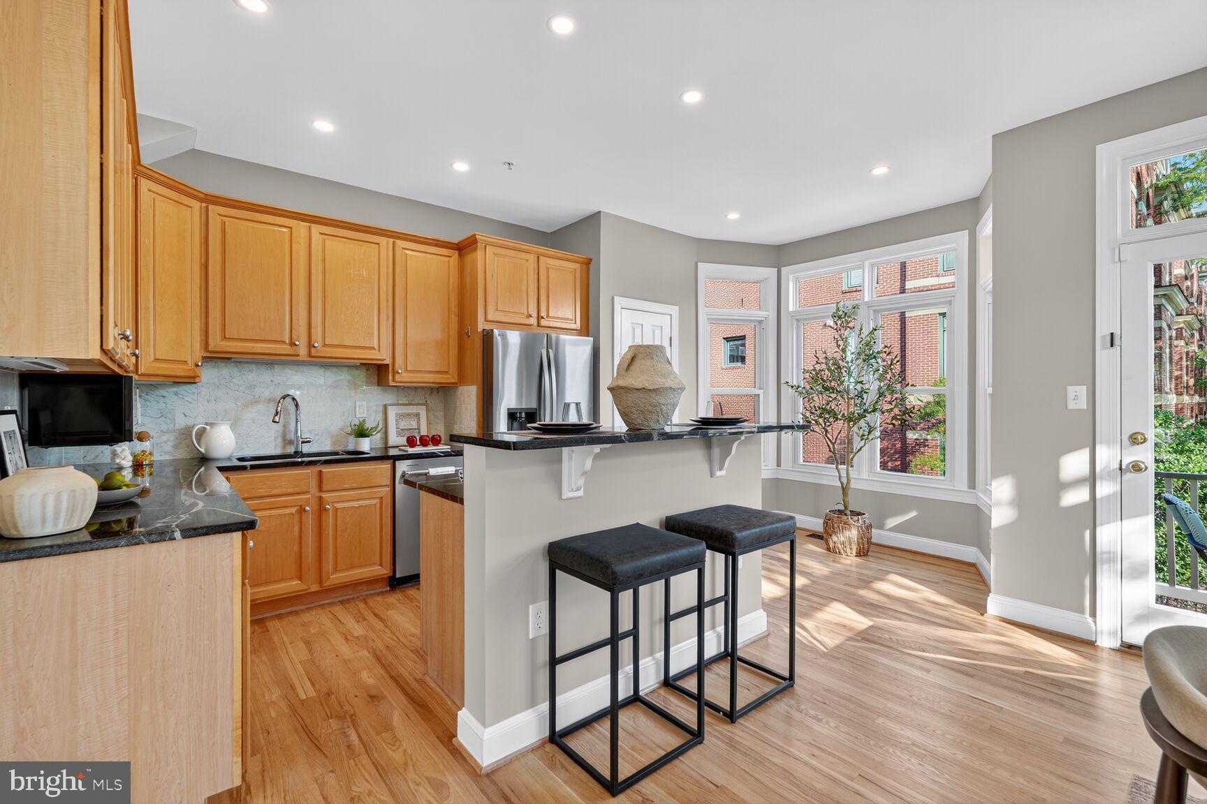 CLARENDON - Residential