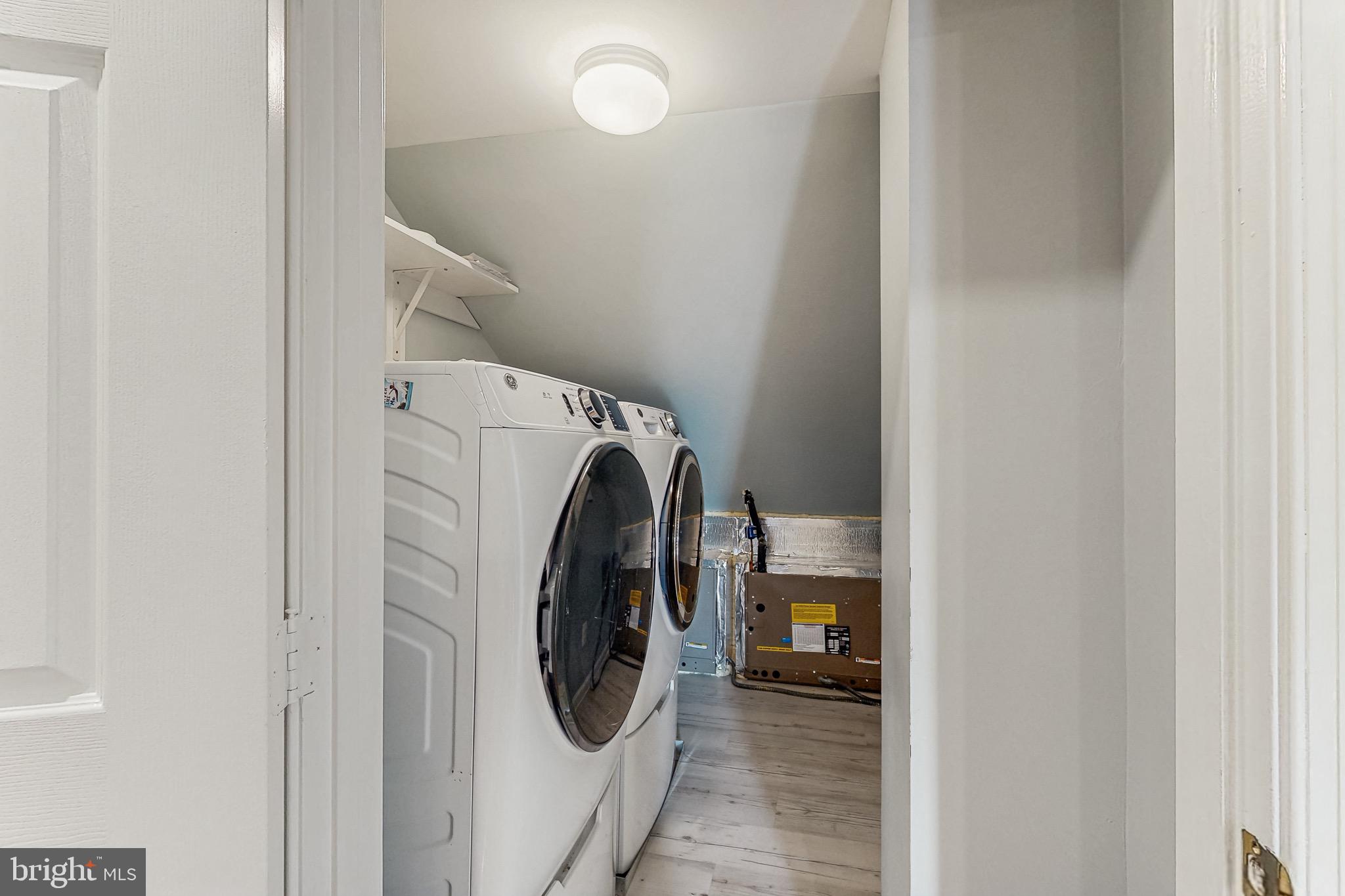 CLARENDON - Residential