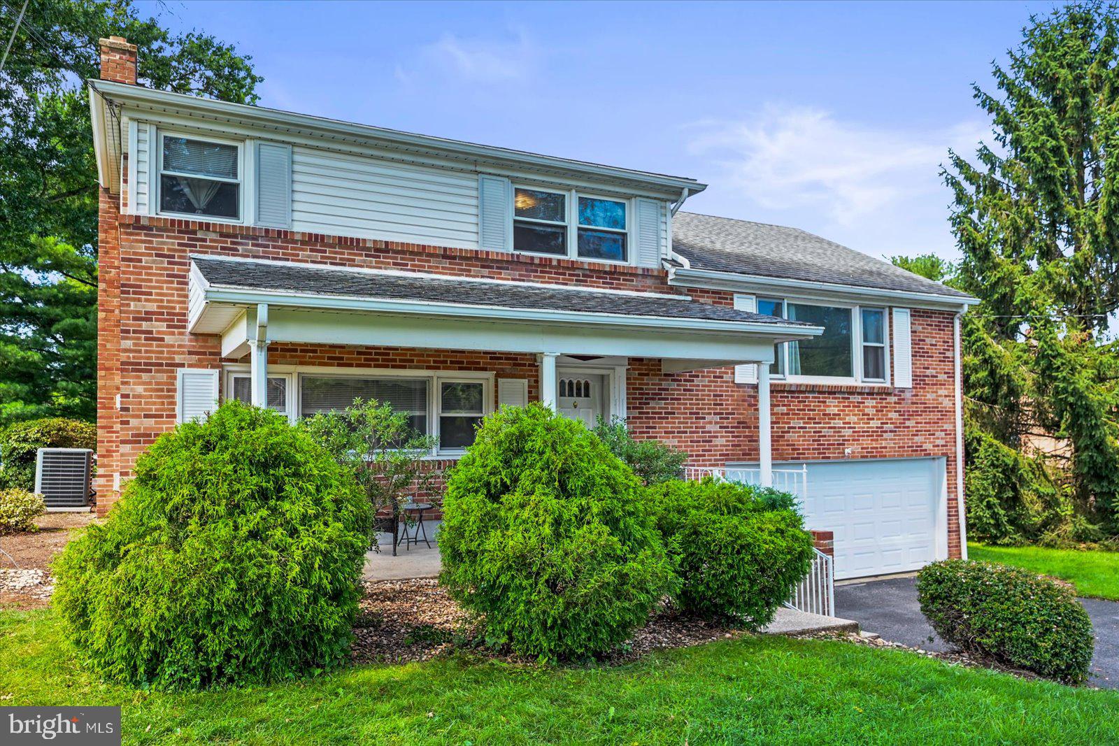 2131 ANDOVER DRIVE