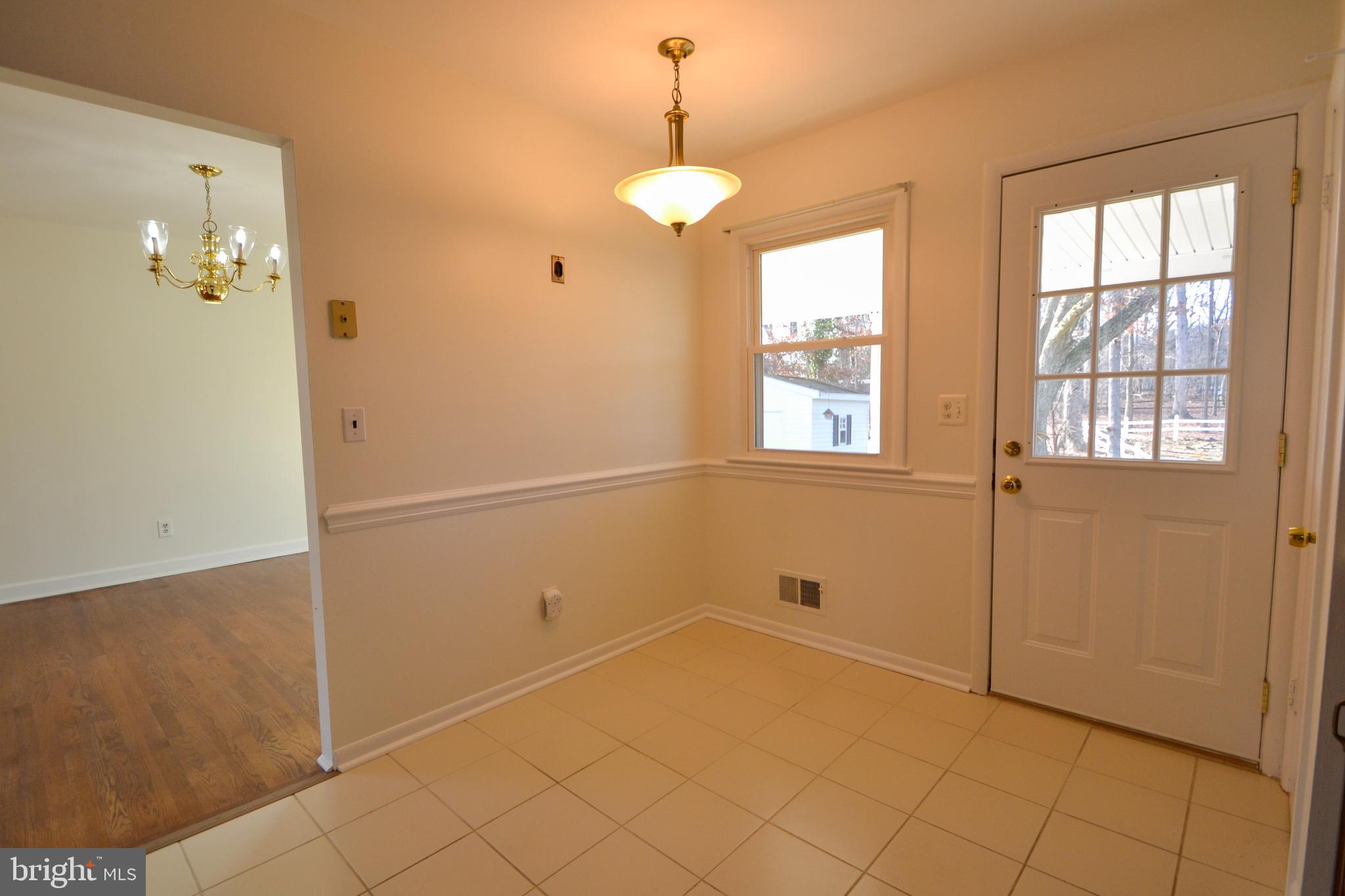 WOODBRIDGE VALLEY - Residential