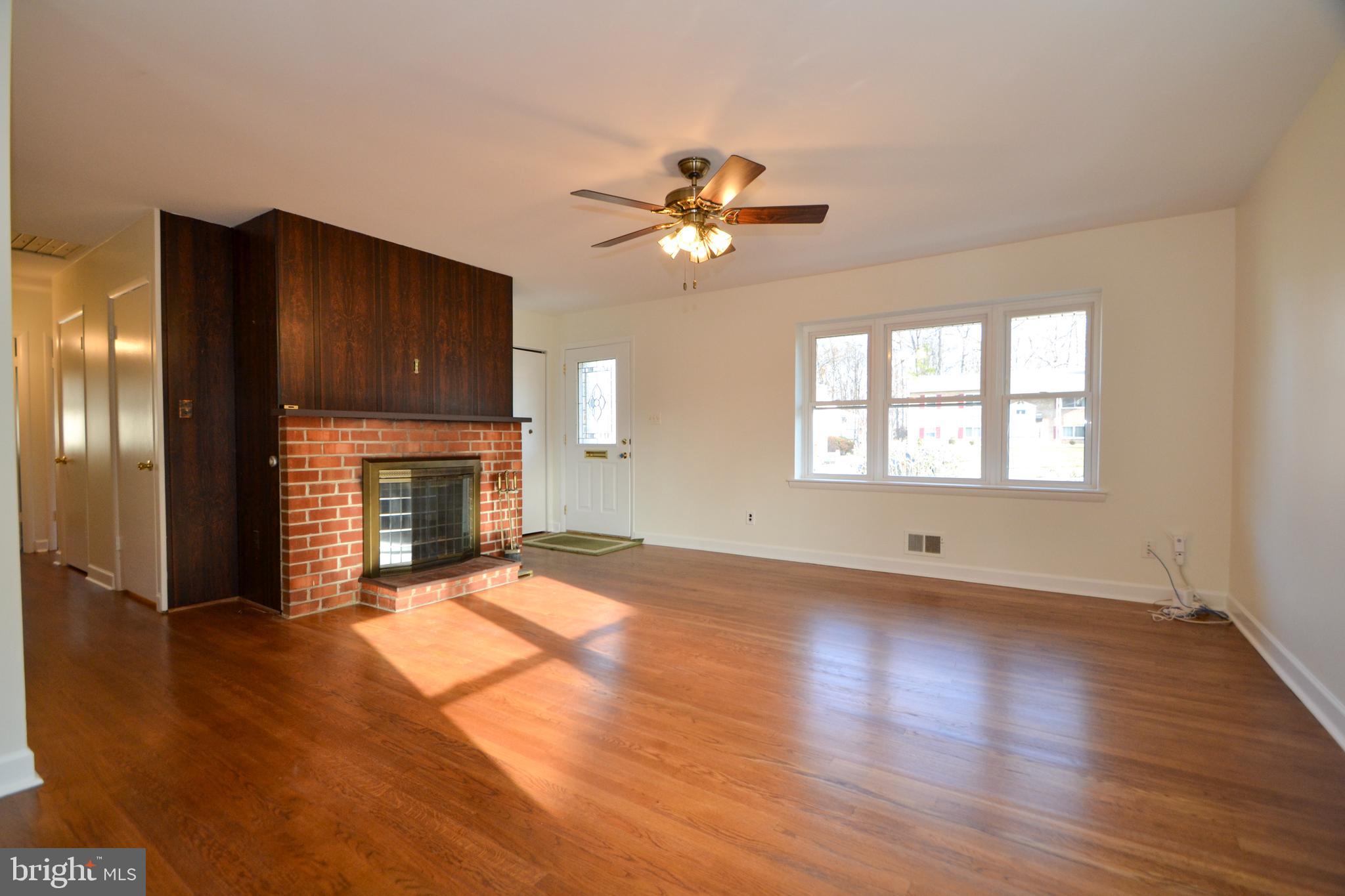 WOODBRIDGE VALLEY - Residential