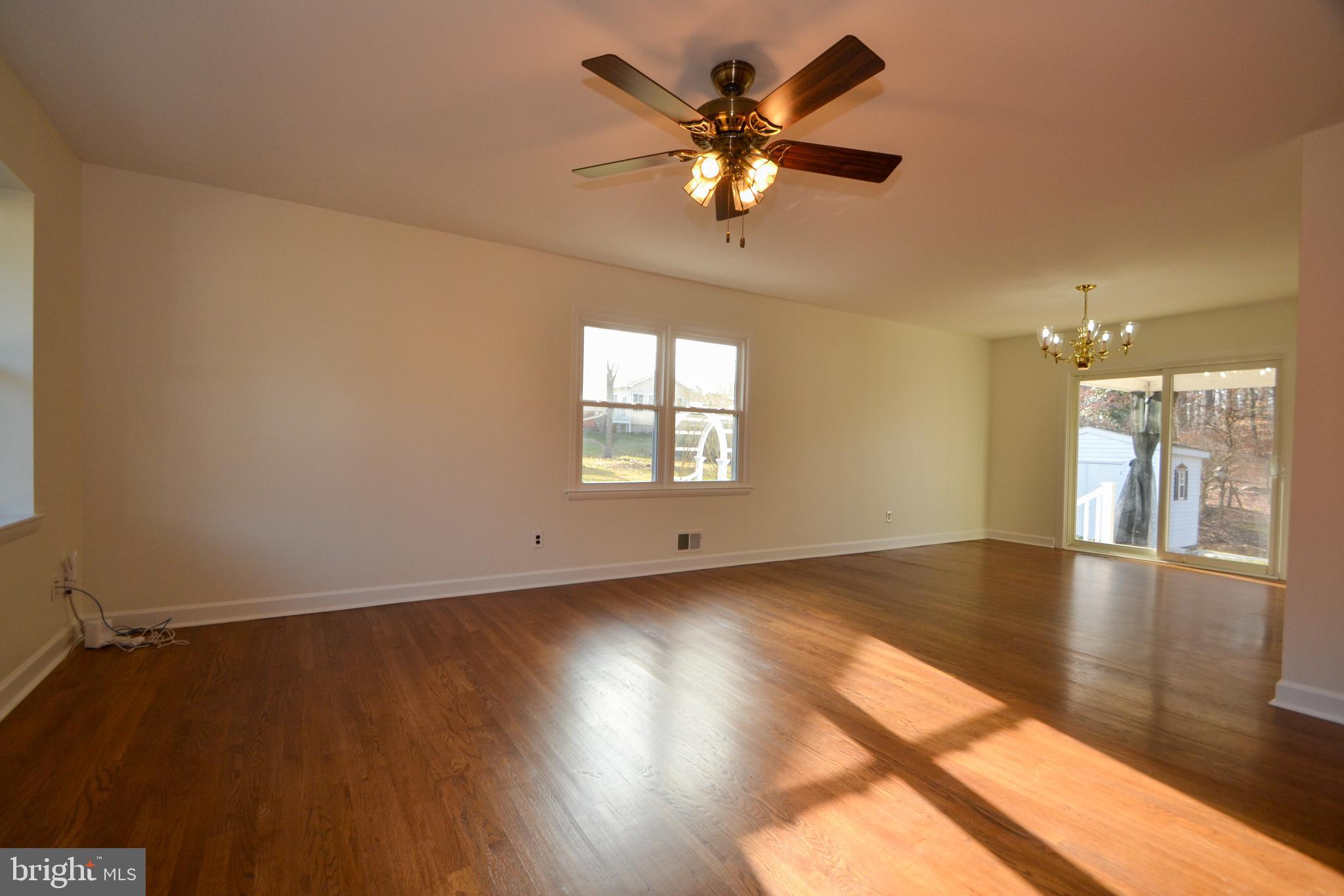 WOODBRIDGE VALLEY - Residential