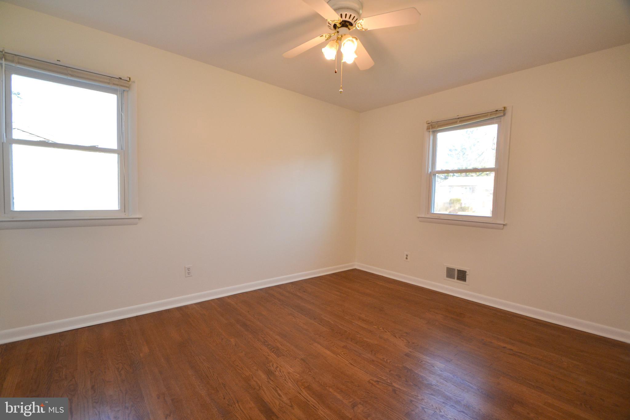 WOODBRIDGE VALLEY - Residential