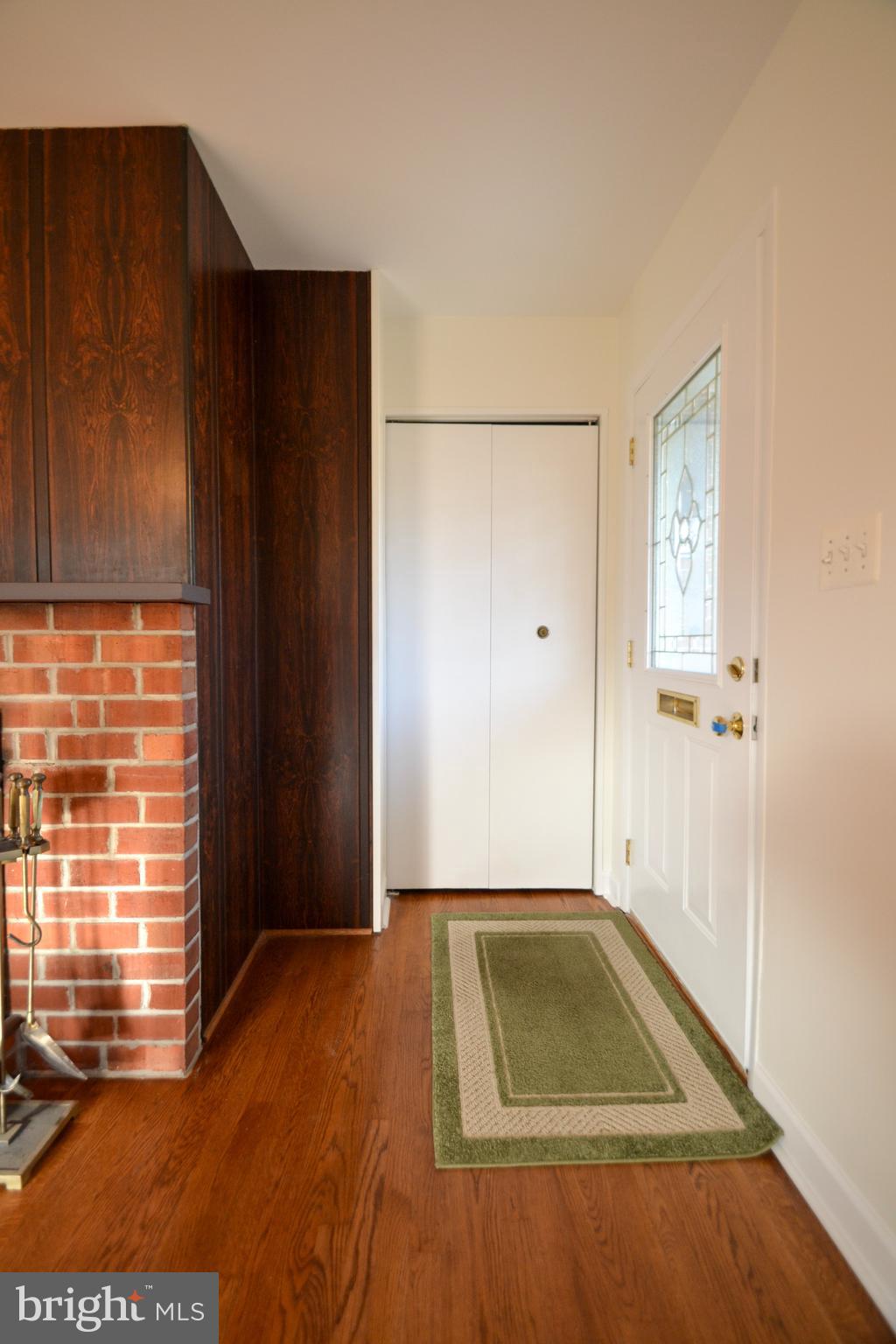 WOODBRIDGE VALLEY - Residential