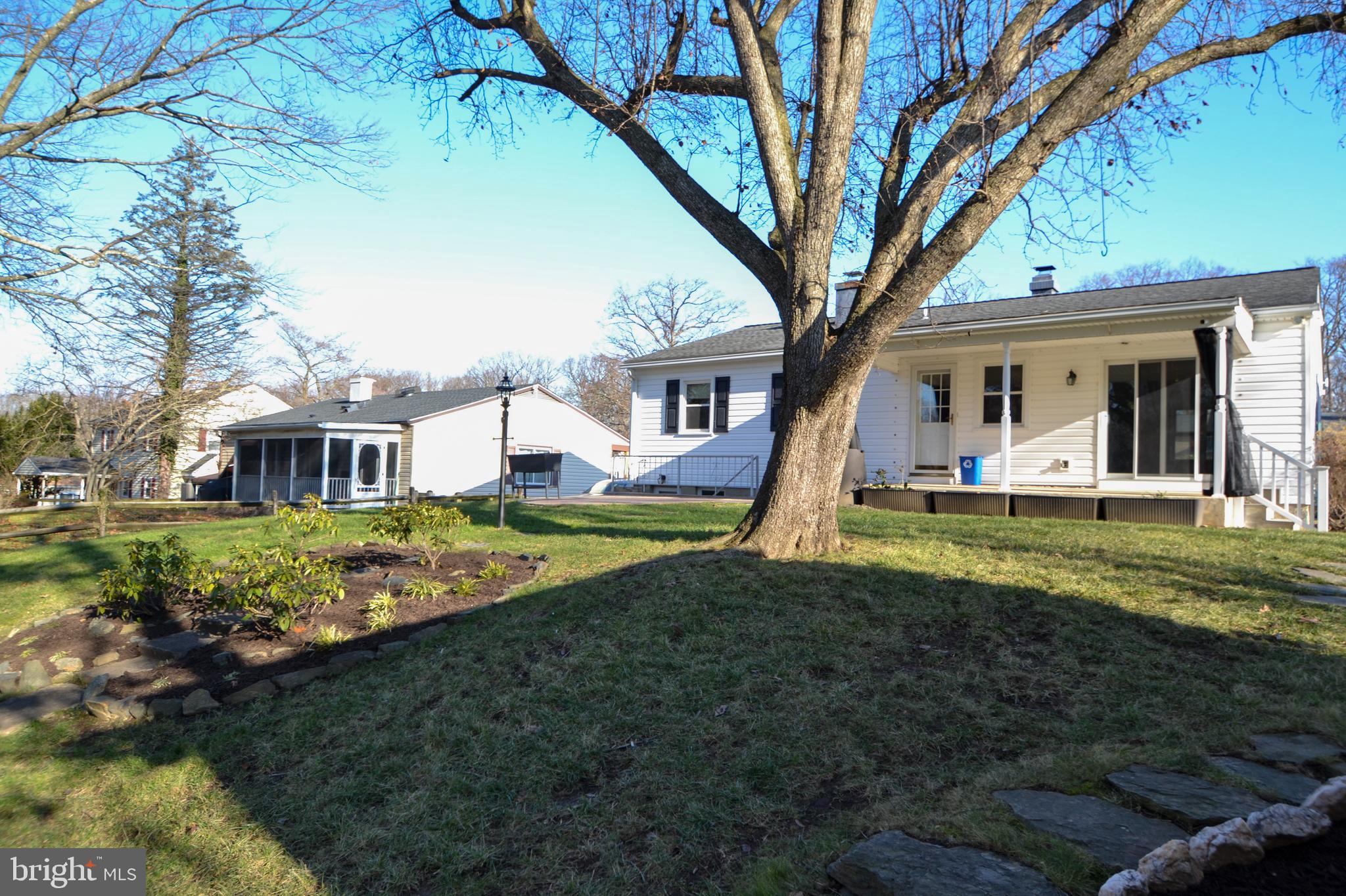 WOODBRIDGE VALLEY - Residential