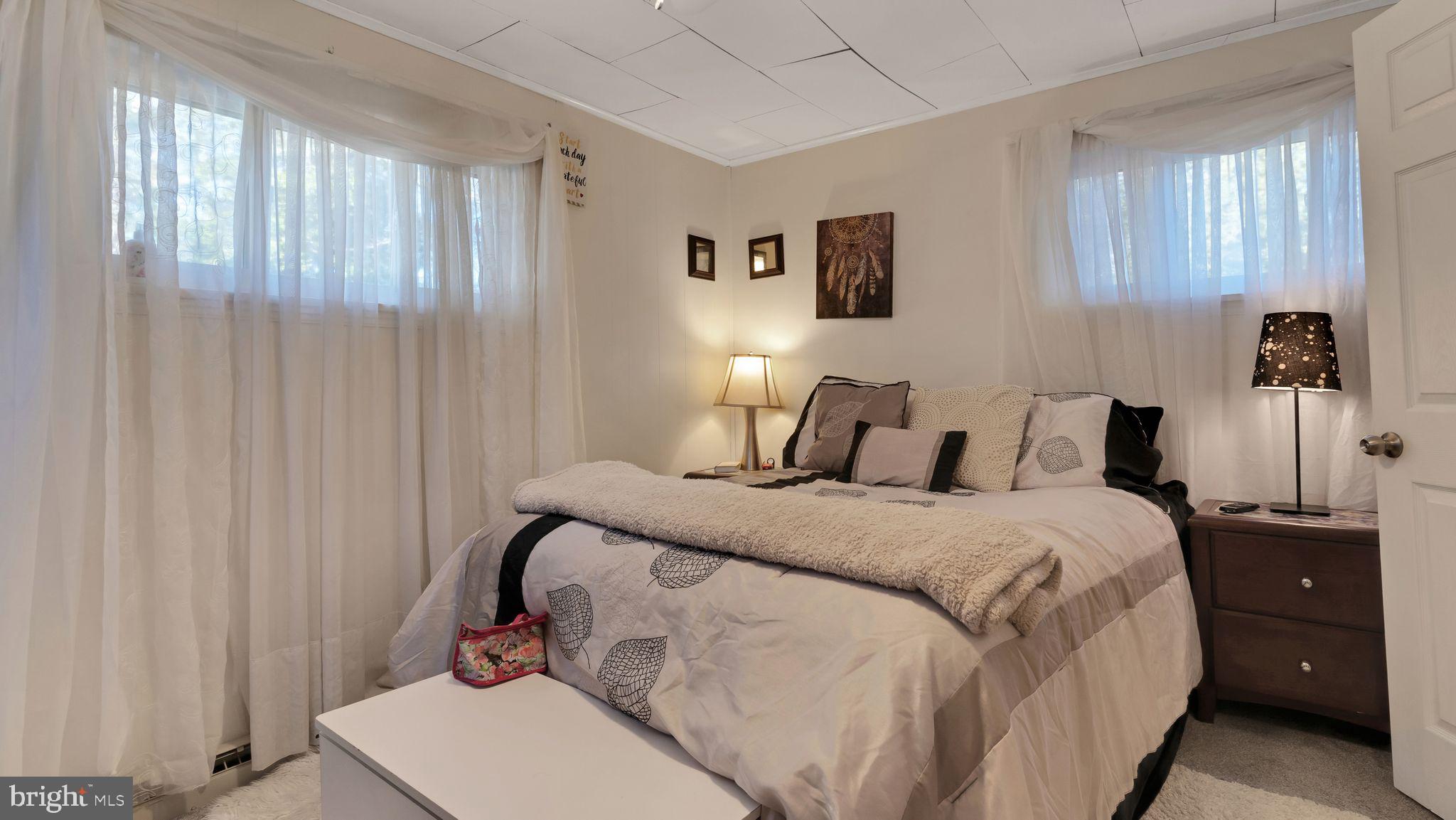 COVE POINT - Residential