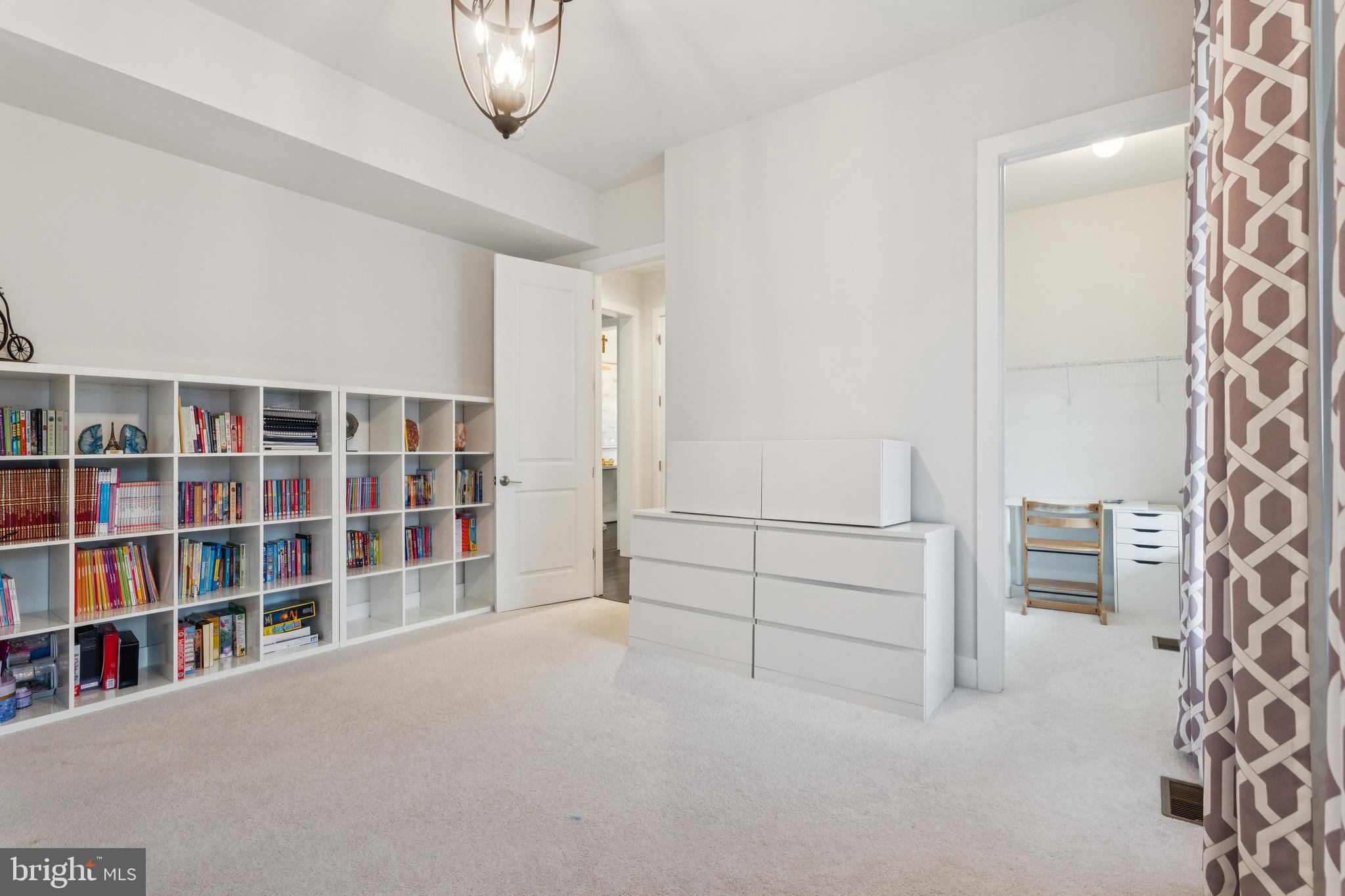 MAPLE LAWN FARMS - Residential