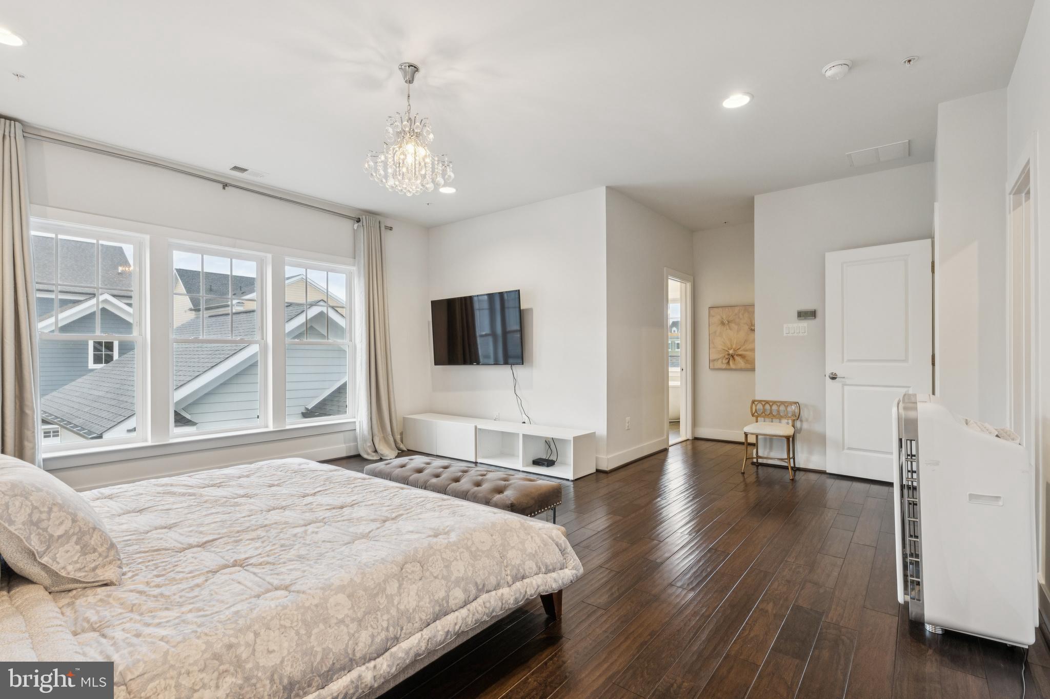 MAPLE LAWN FARMS - Residential