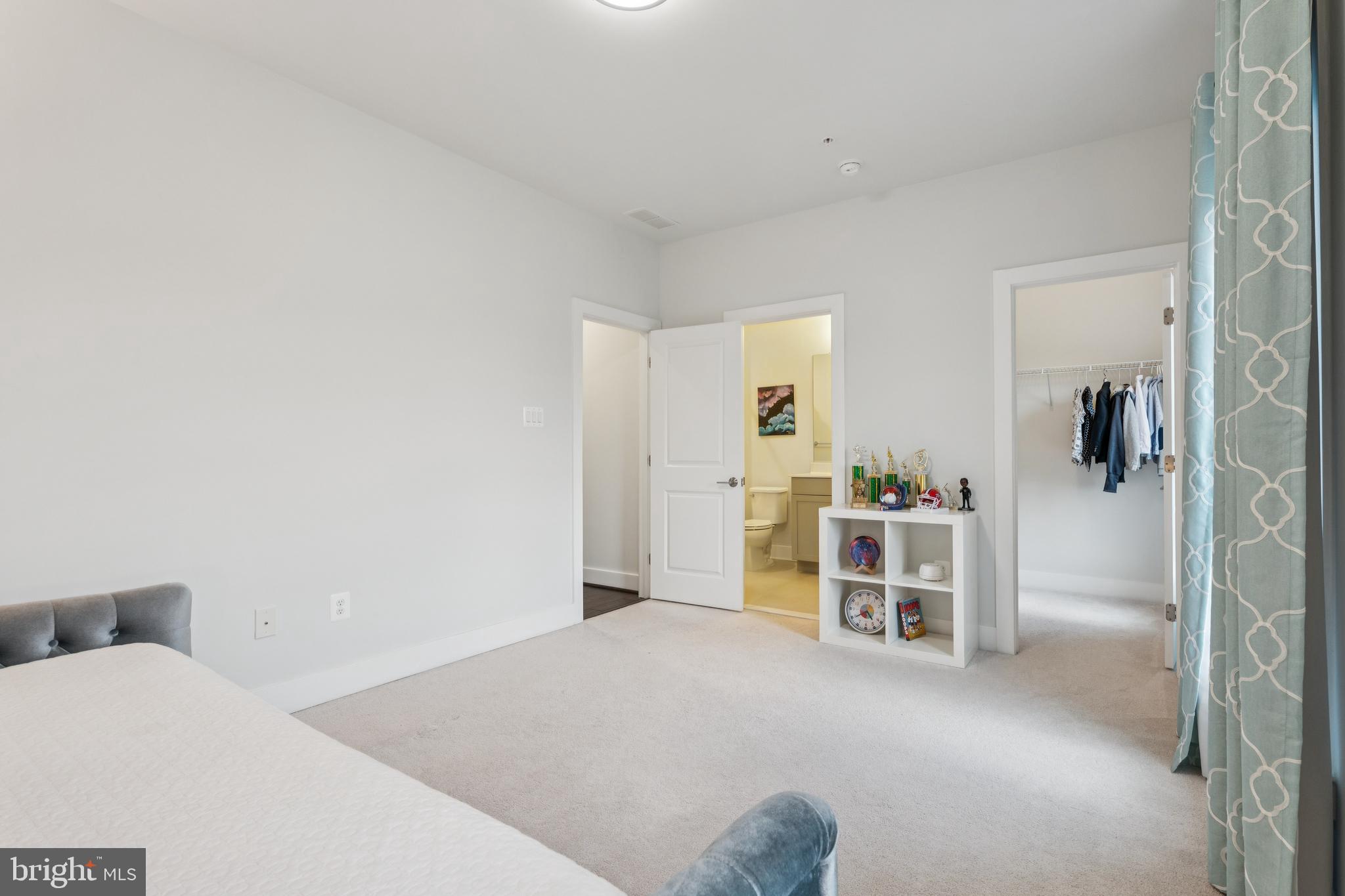 MAPLE LAWN FARMS - Residential