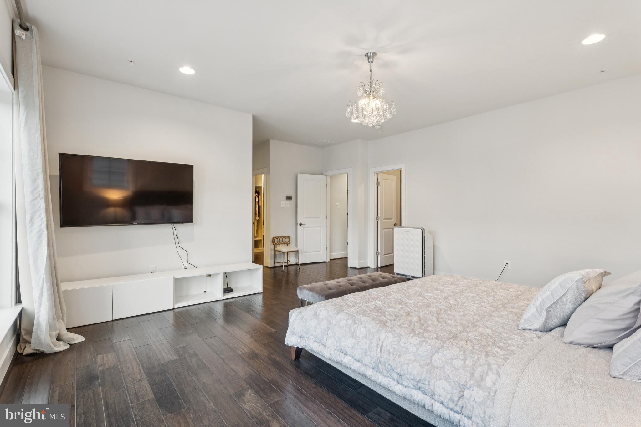 MAPLE LAWN FARMS - Residential