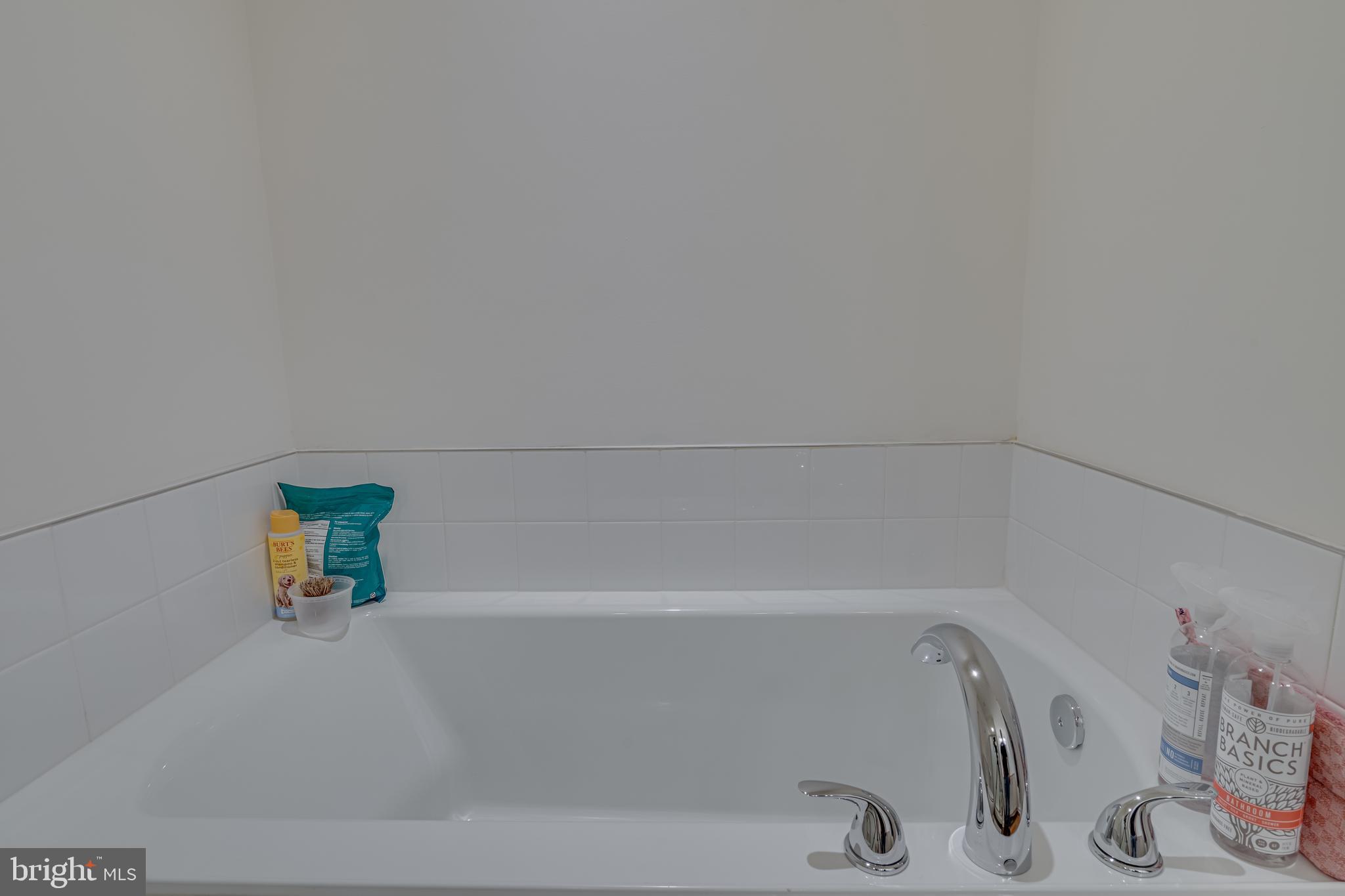 TOWNES AT TATE MANOR - Residential Lease