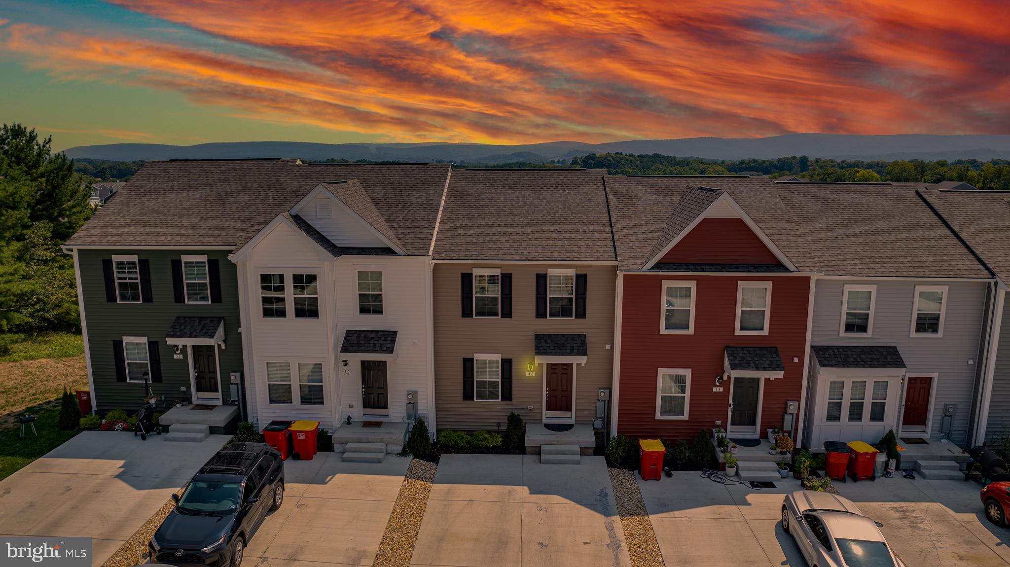 TOWNES AT TATE MANOR - Residential Lease