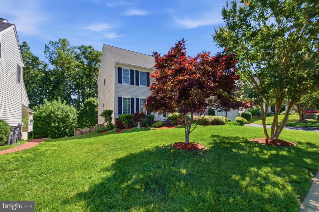 Photo of 3646 Thomasson Crossing Drive, TRIANGLE, VA 22172 (MLS # VAPW2124650)