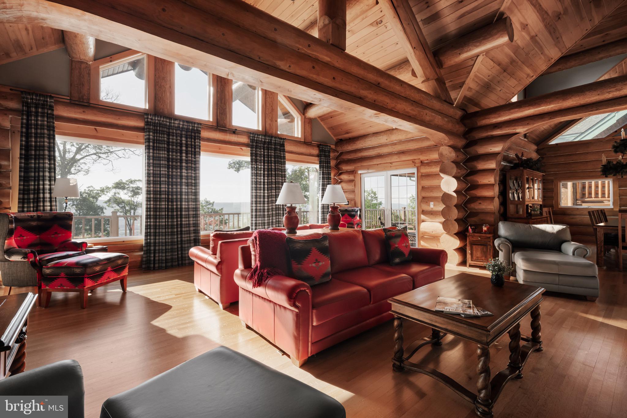 ROUND TOP ESTATES - Residential