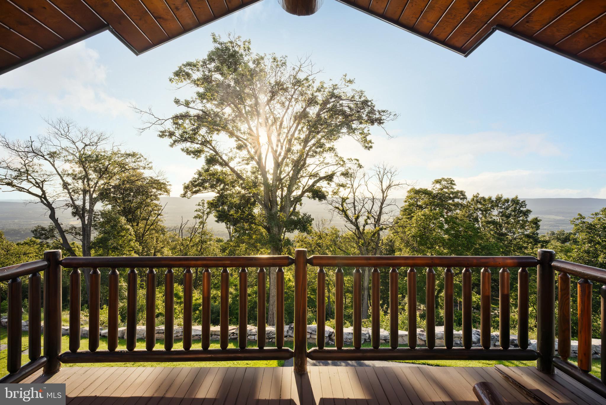 ROUND TOP ESTATES - Residential