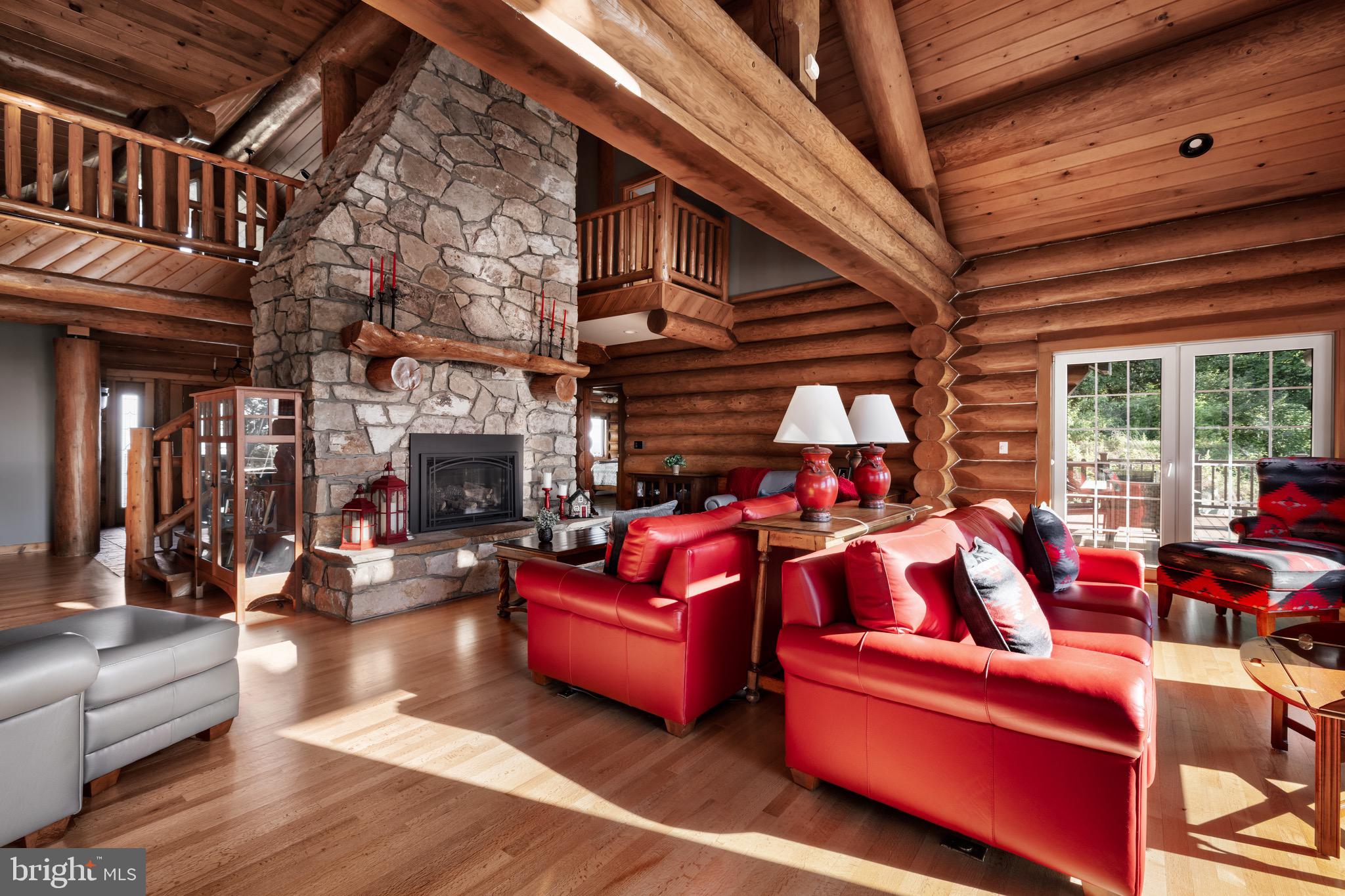 ROUND TOP ESTATES - Residential