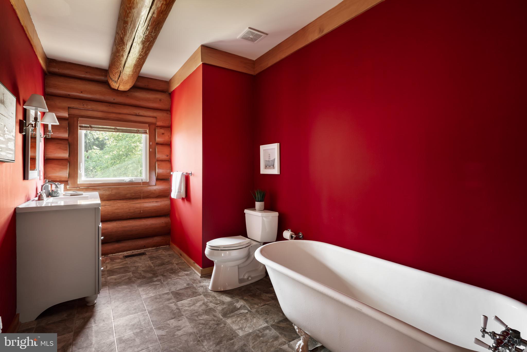 ROUND TOP ESTATES - Residential