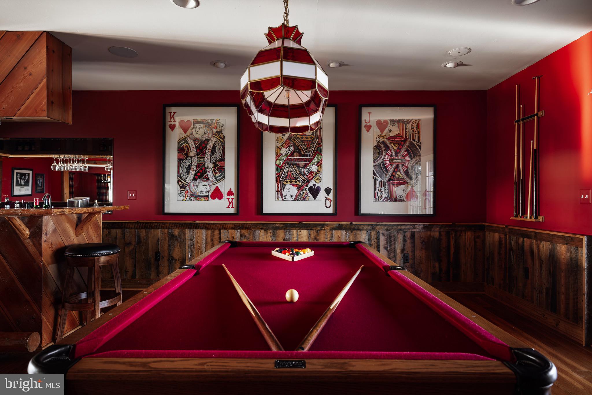 ROUND TOP ESTATES - Residential