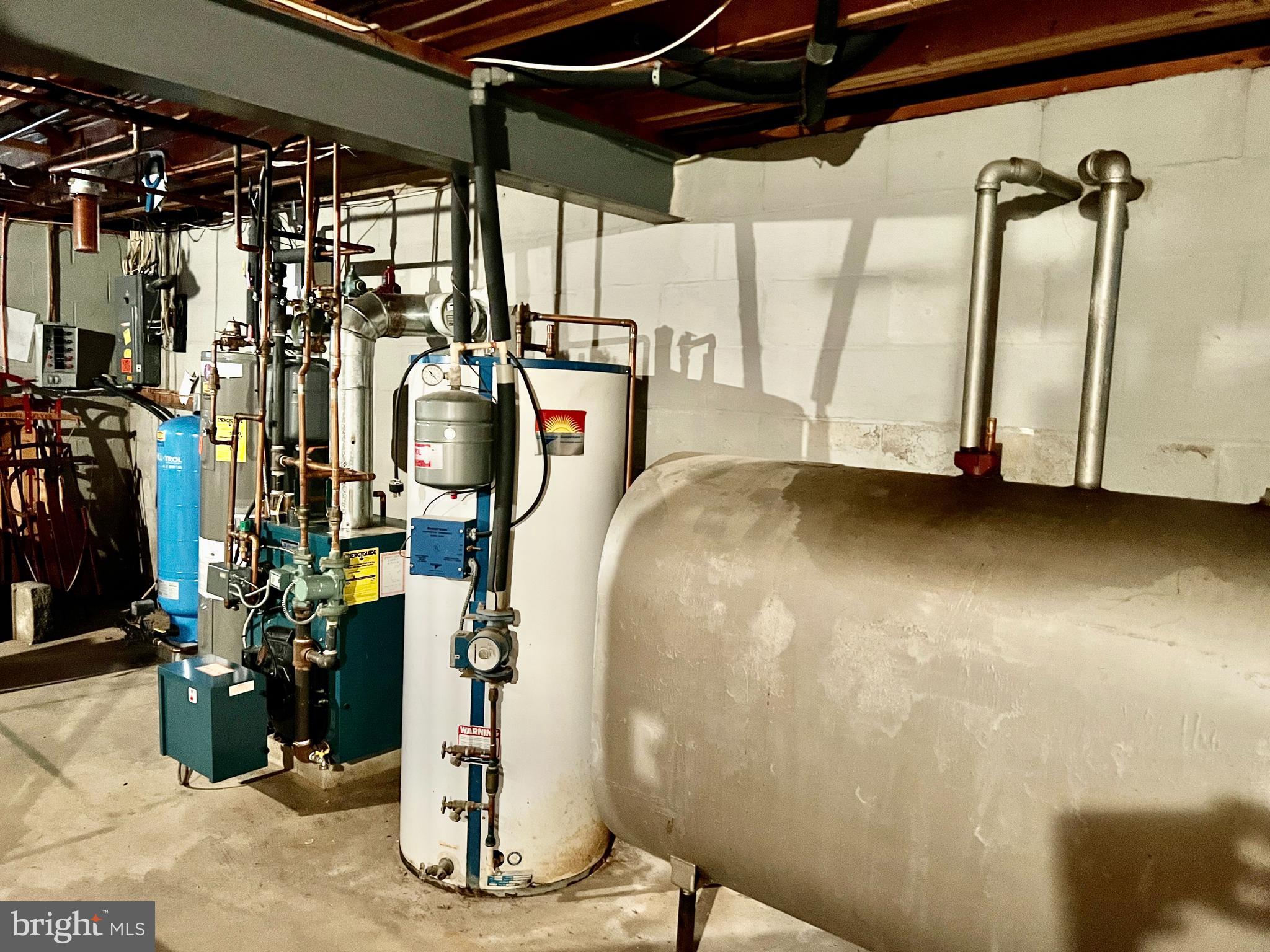 BROOKHILL FARMS - Residential