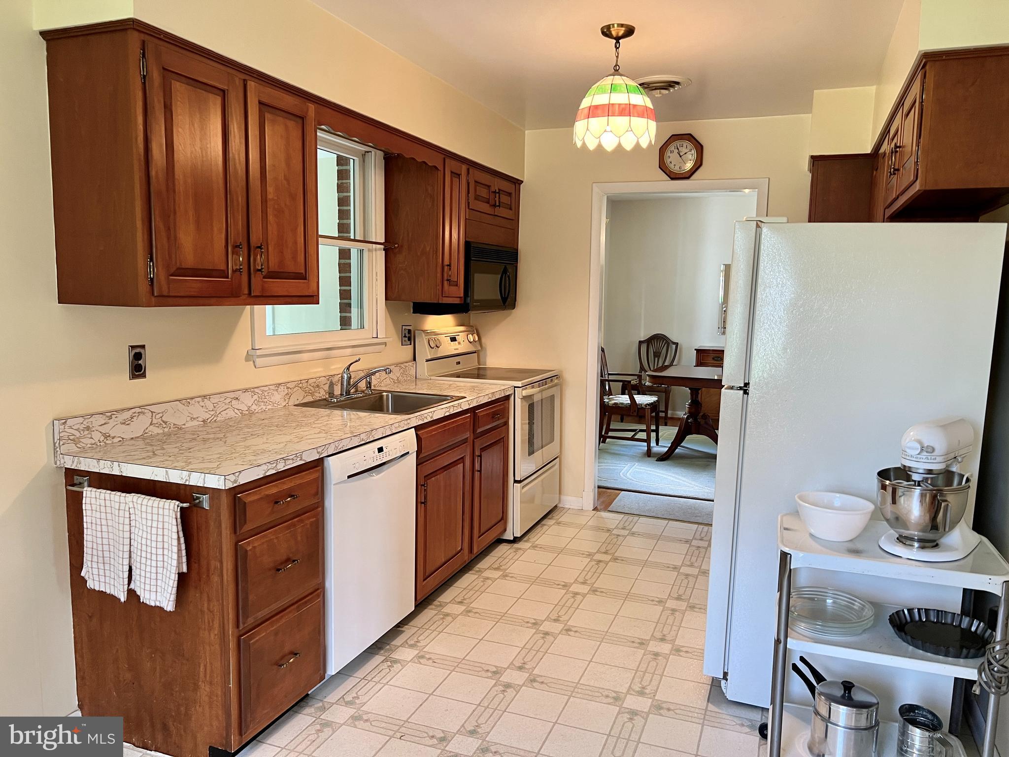 BROOKHILL FARMS - Residential