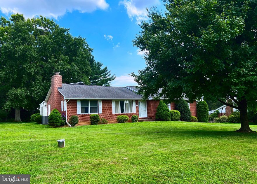 Welcome home to this Quality Custom Built Brick Rancher by Krause.  Gleaming Hardwood floors greet you as you enter and picture windows in Living Room and dining Room offer beautiful views of the more than 1/2 acre private yard.  Formal Living, Dining , Family Room with Fireplace, eat in kitchen  and 4 generous sized bedrooms make for comfortable living.  Relax with friends or a good book in the  Sun filled 3 seasons room.
Updates include: H2O heater '22, Bosch Dishwasher '21, Furnace Serviced 7/22, Roof approx 13 yrs.