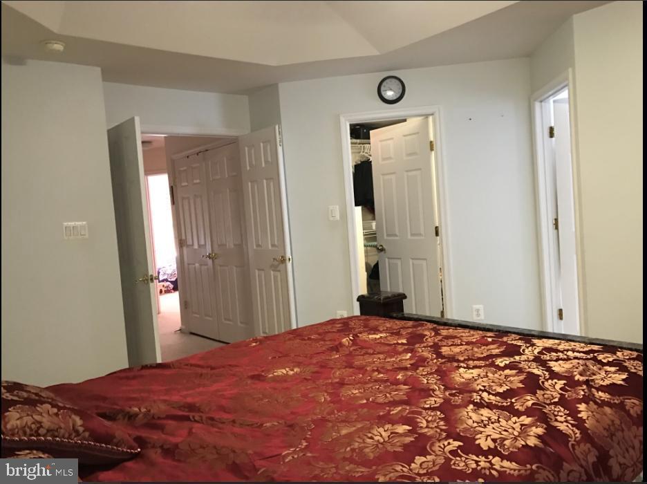 MCNAIR FARMS - Residential Lease