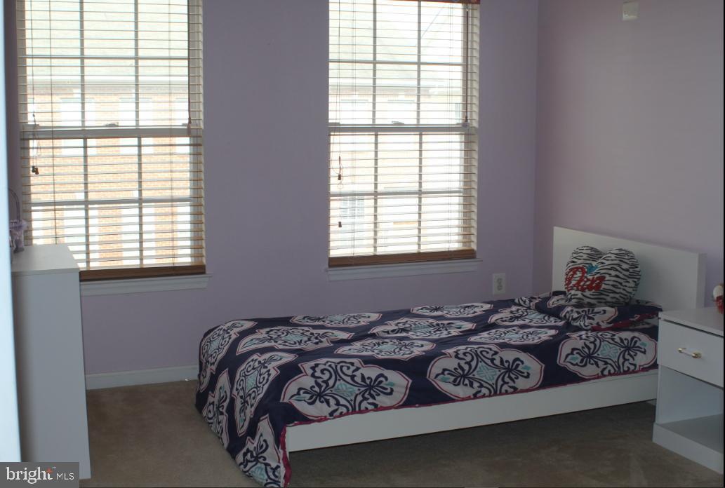 MCNAIR FARMS - Residential Lease