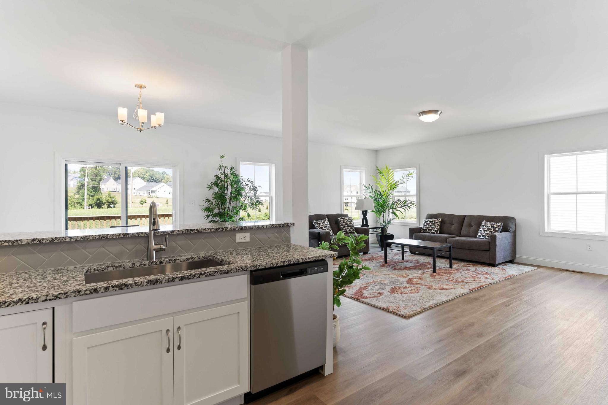 AUTUMN CHASE - Residential