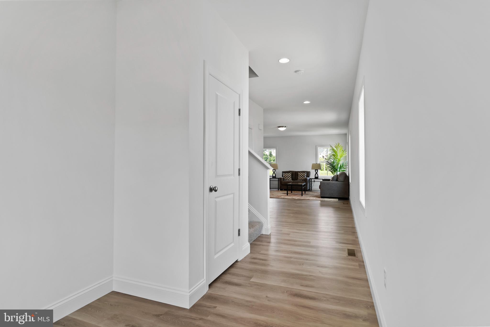 AUTUMN CHASE - Residential