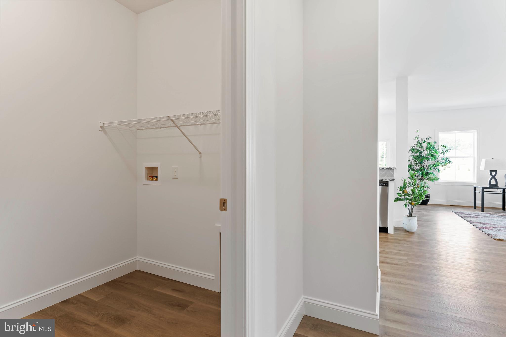 AUTUMN CHASE - Residential