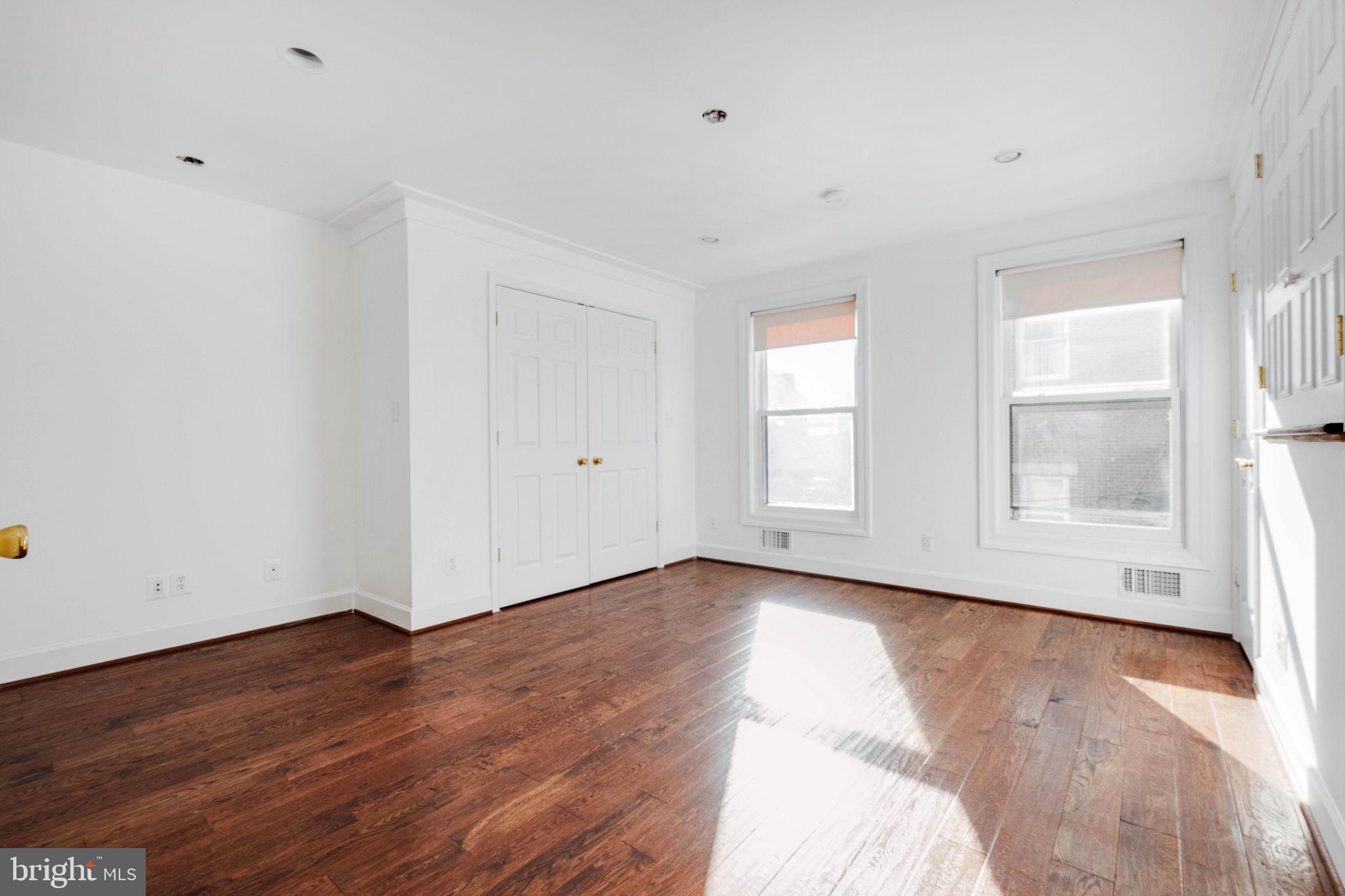 OLD TOWN ALEXANDRIA - Residential Lease